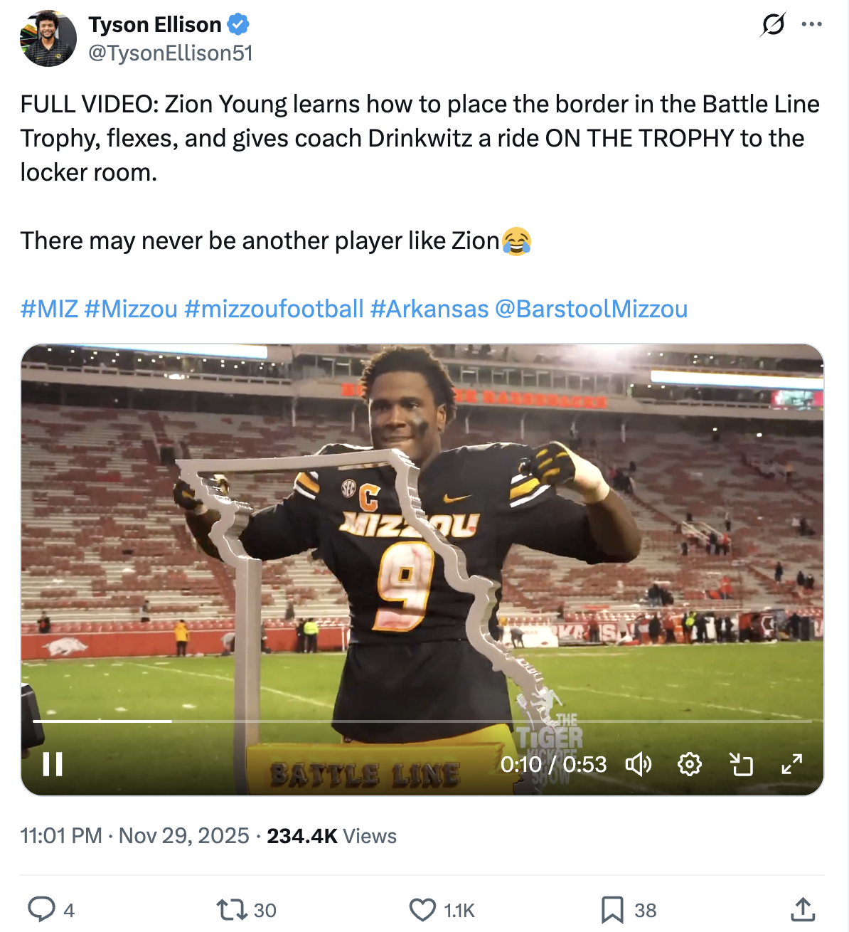 Zion Young, a fan-favorite at Mizzou, being himself after Missouri retained the Battle Line Trophy. 230k+ views on X.