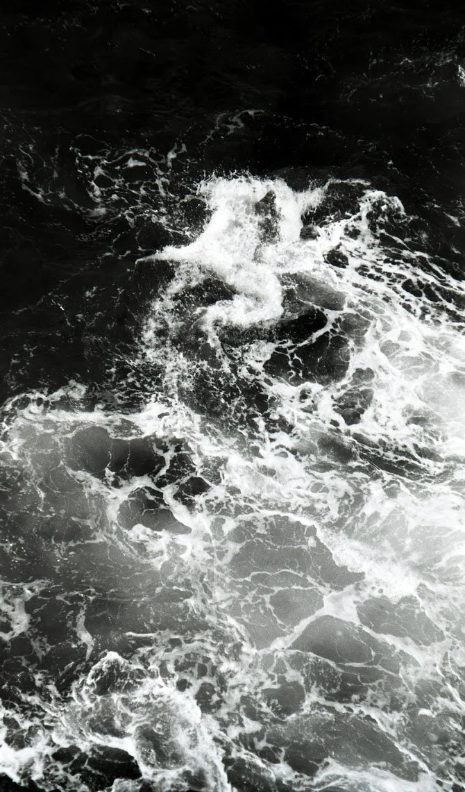 9-bw-water.jpg
