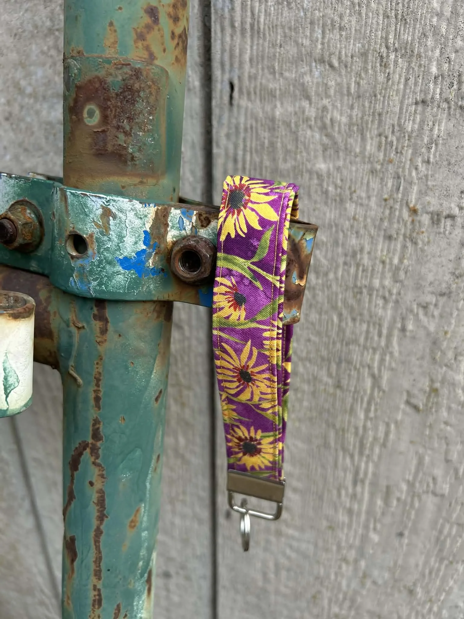 Daisy/Purple Print Keychain Wristlet