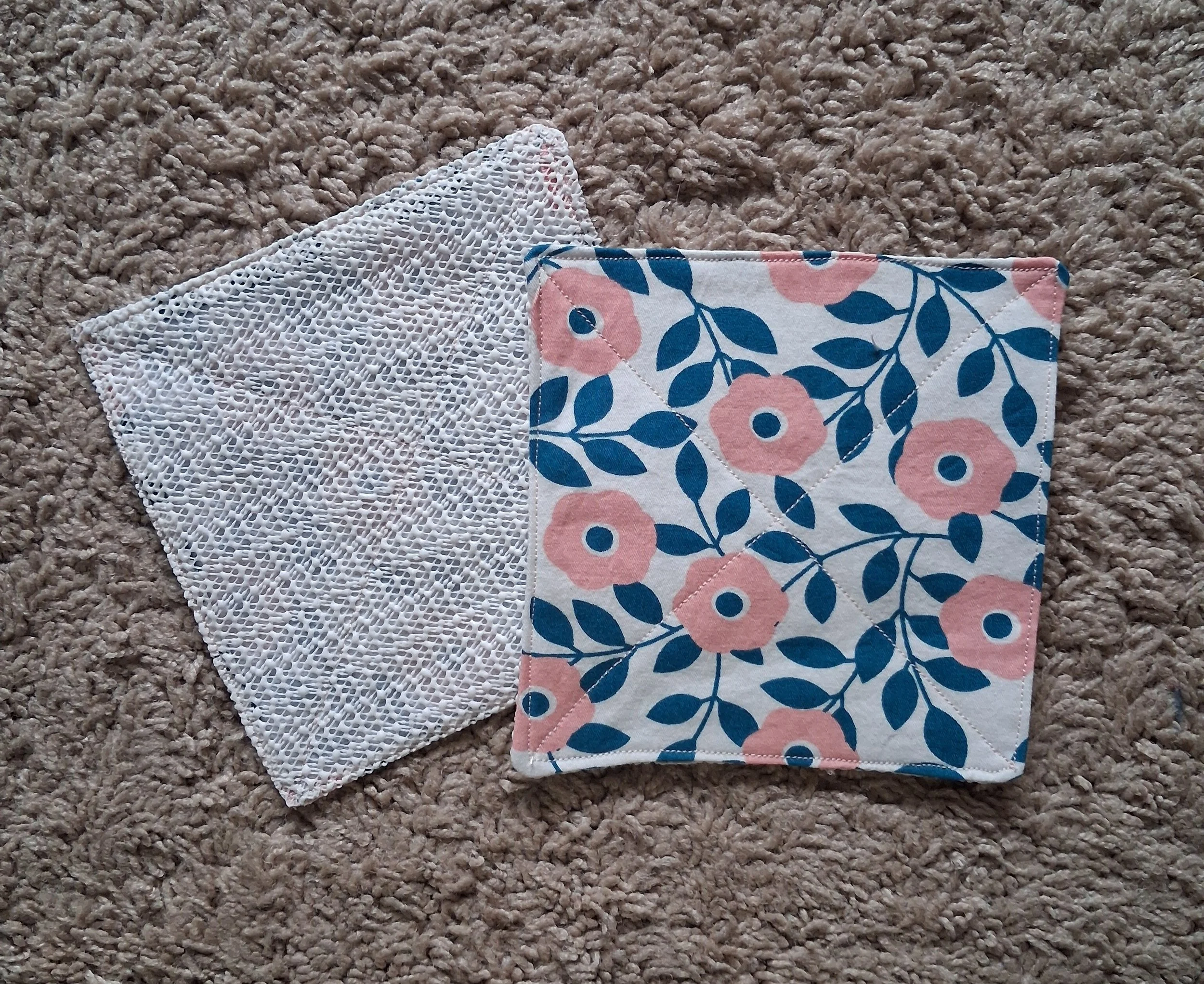 Pink Flower Print Jar Gripper