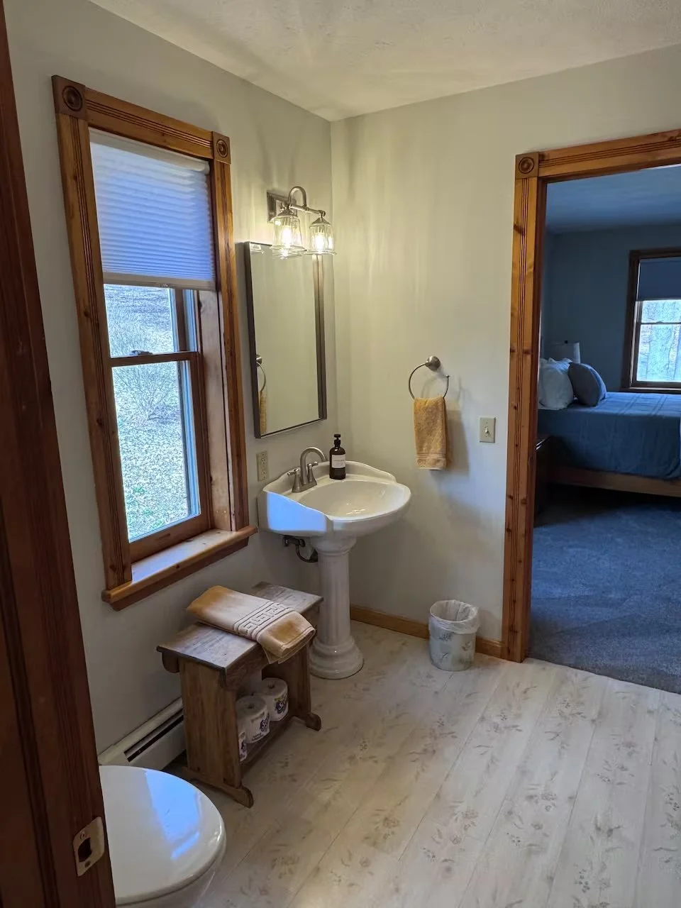Shared Bathroom Bedroom 4 and 5.jpeg