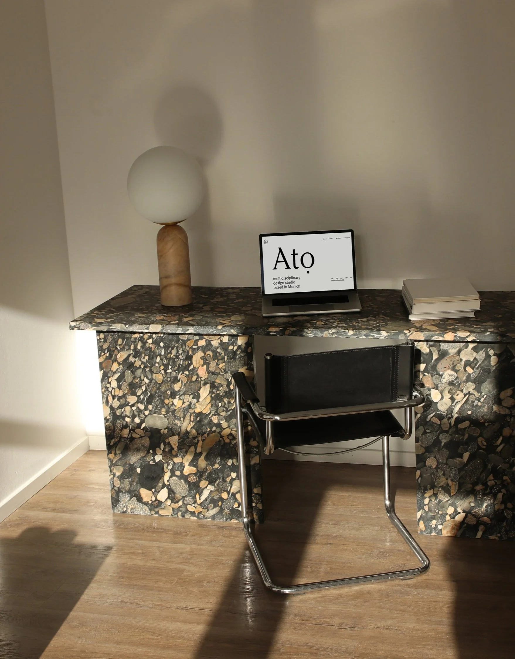 230928_AtoMockup.jpg