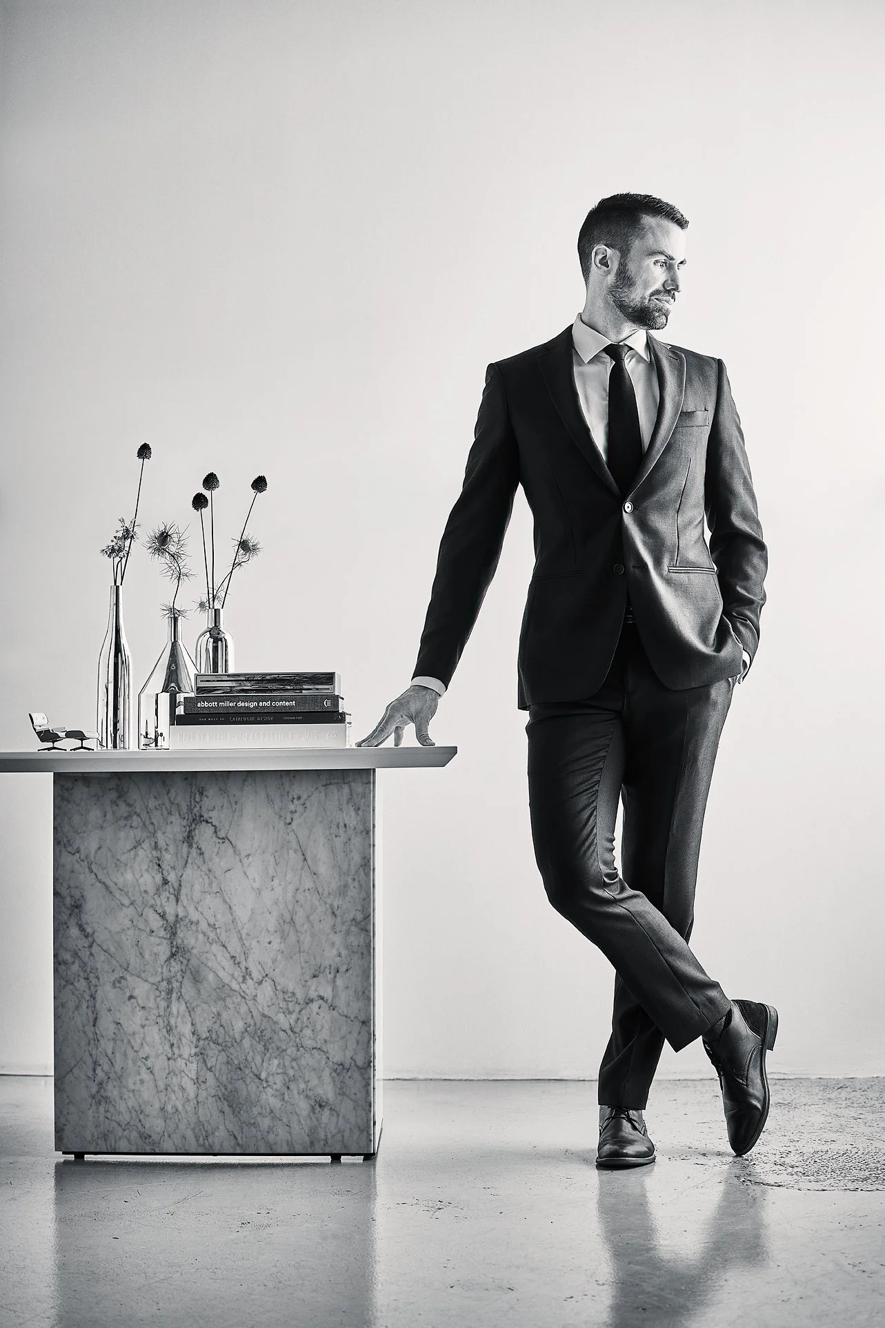 20220718_LBX_IG_office-0361_RT@_crack copy.jpg