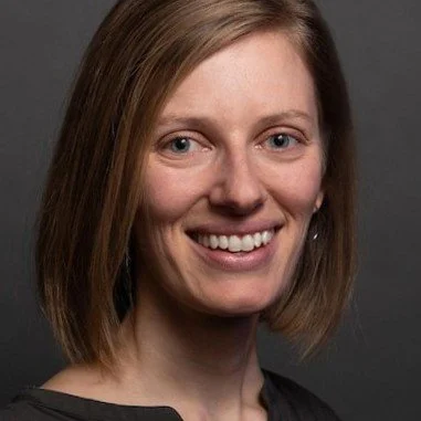 Kelli Yoder 