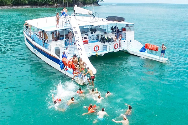 catamaran.png
