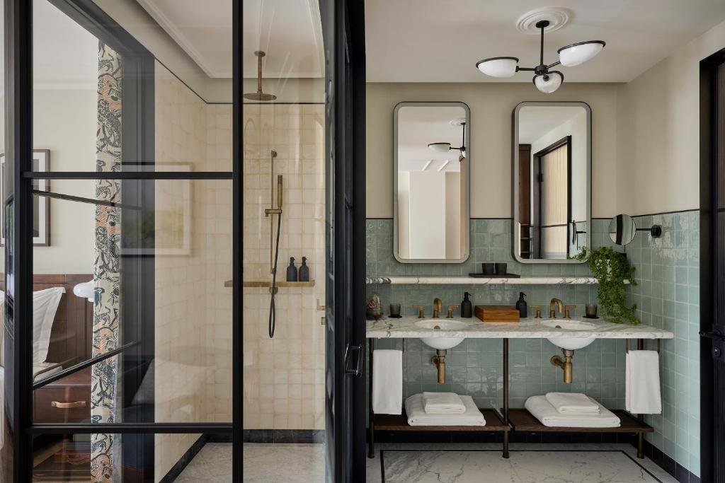 10. Six Senses London.jpg