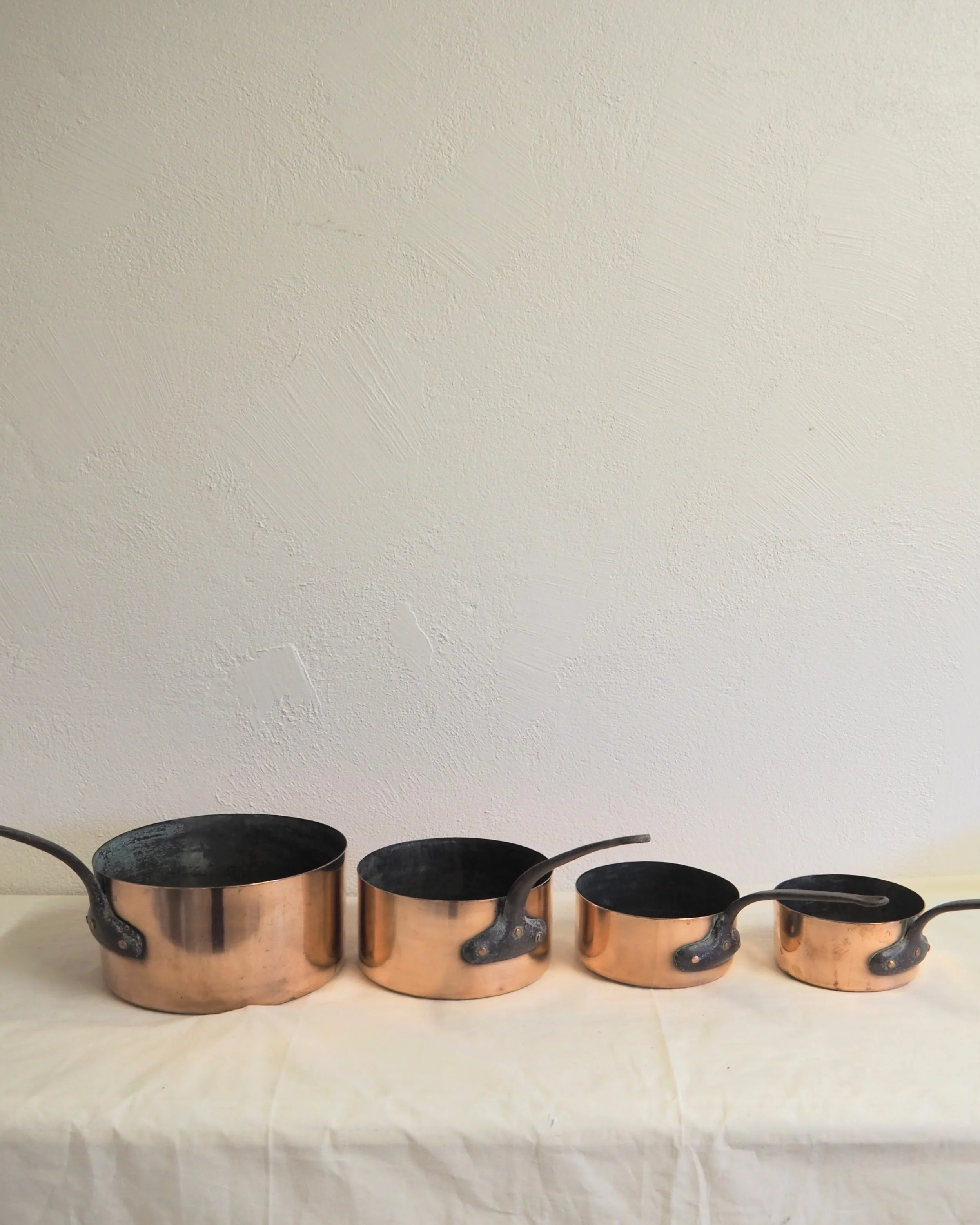 Batterie de casseroles en cuivre