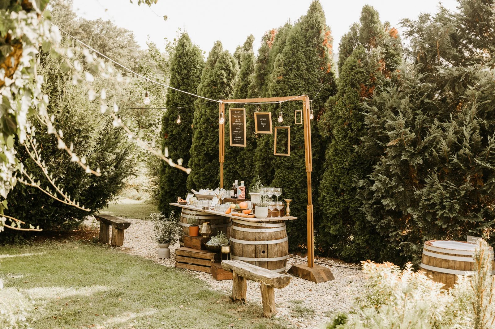Wedding decor in Mexico by Ihsan Unuvar, Budapest based wedding photographer