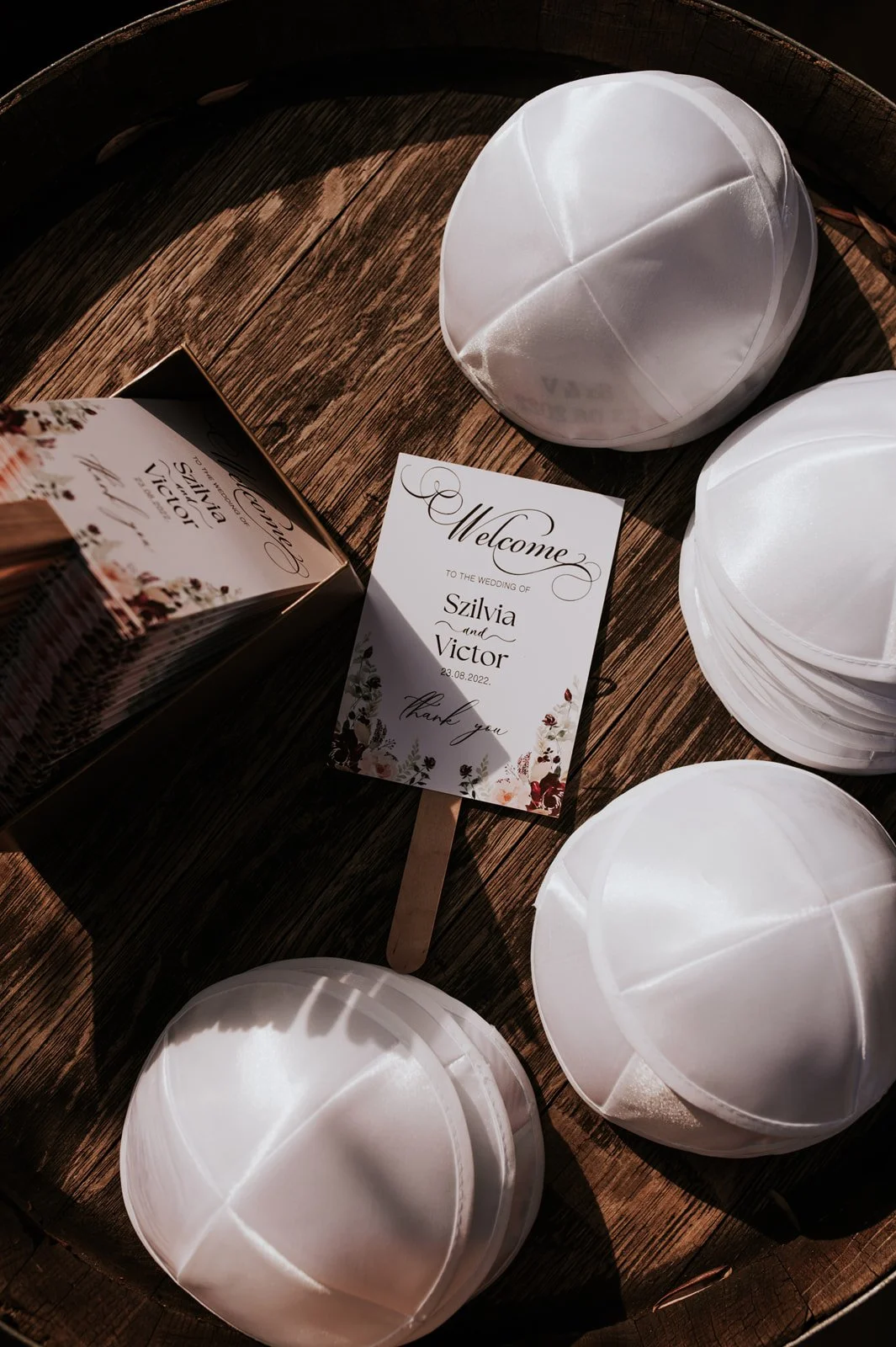 Jewish wedding details by Ihsan Unuvar, Budapest based wedding photographer
