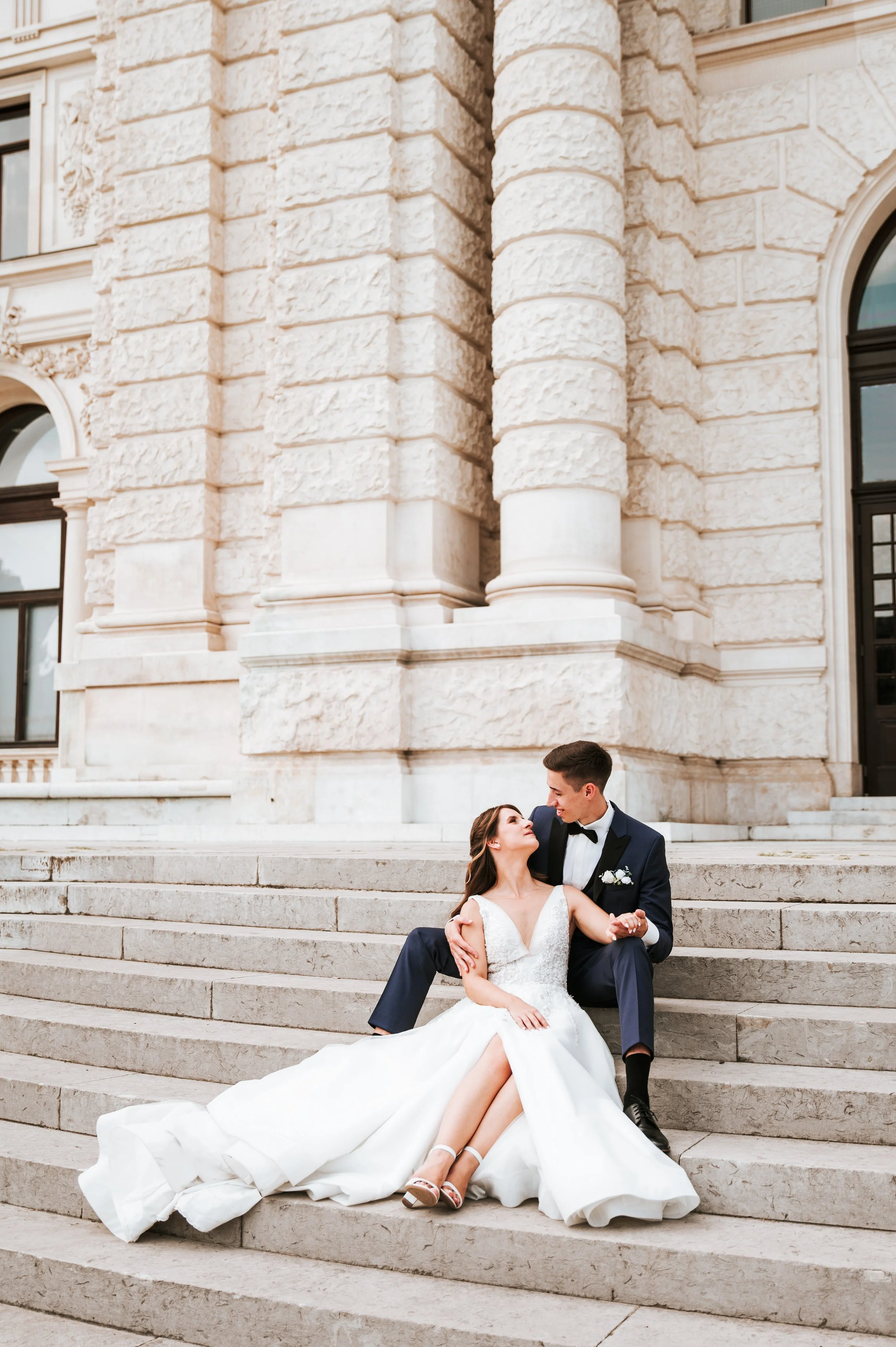 Wedding day photoshoot in Vienna by Ihsan Unuvar