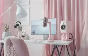 Starting Small, Dreaming Big – My Journey Into Beauty, Business &amp; Beyond 