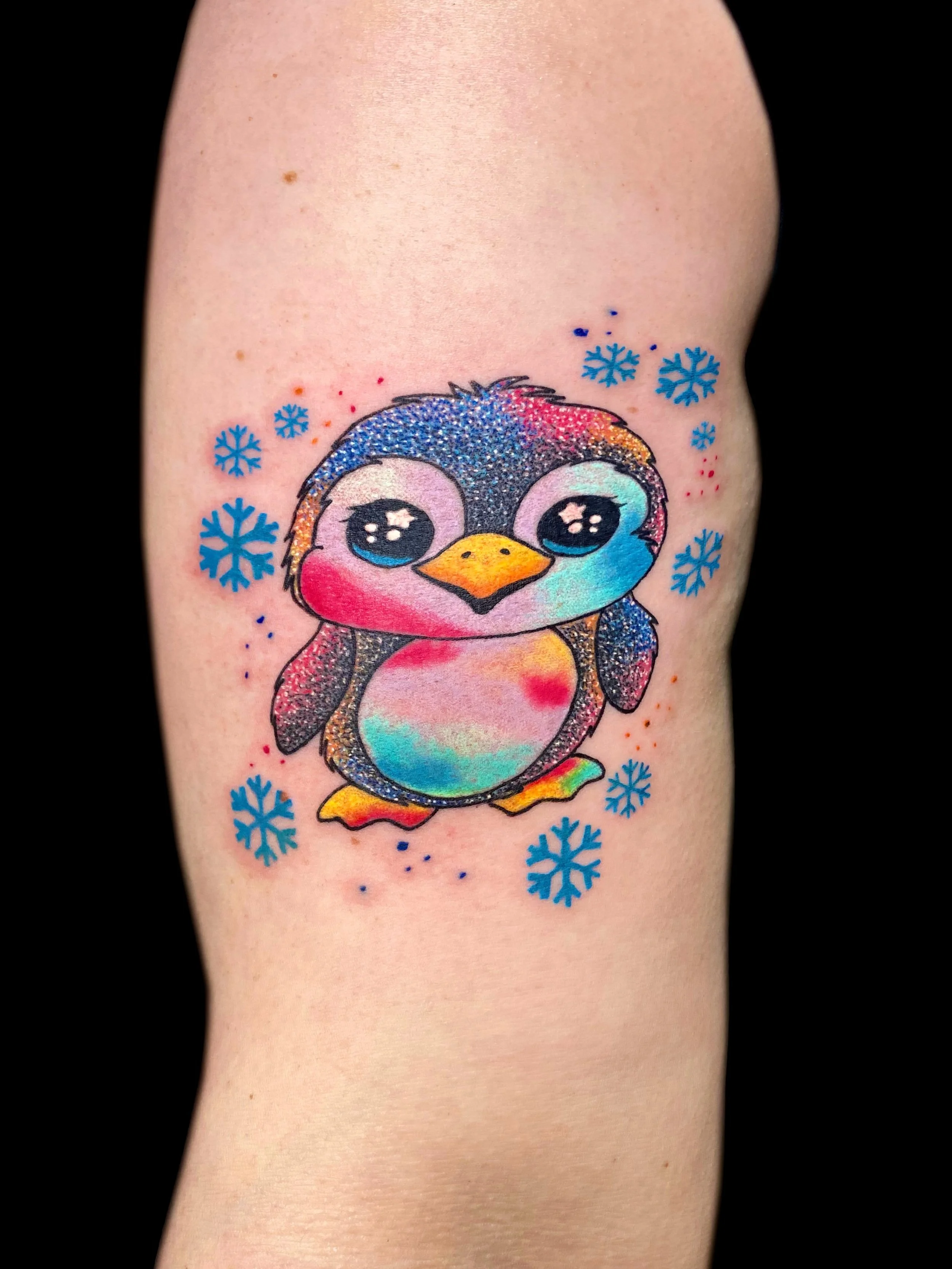 Welcome to the North Pole, I am your hostess Rainbow penguin 🐧. 
Thank you Jenn ❤️ 

#glittertattoo #pdxtattoo #animetattoos #oregontattoo #penguintattoo