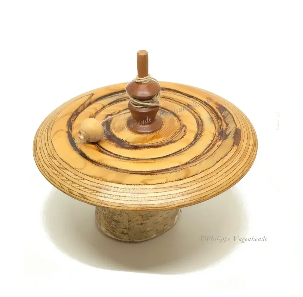 Belgium - Toupie/Tol/Kreisel - Beech spinning top