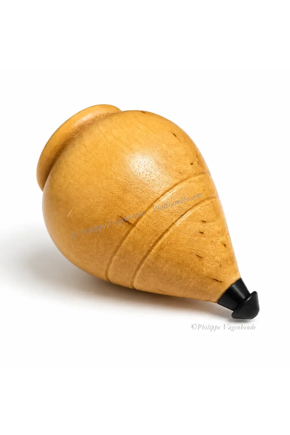 USA - Louisiana - Hardwood throwing top