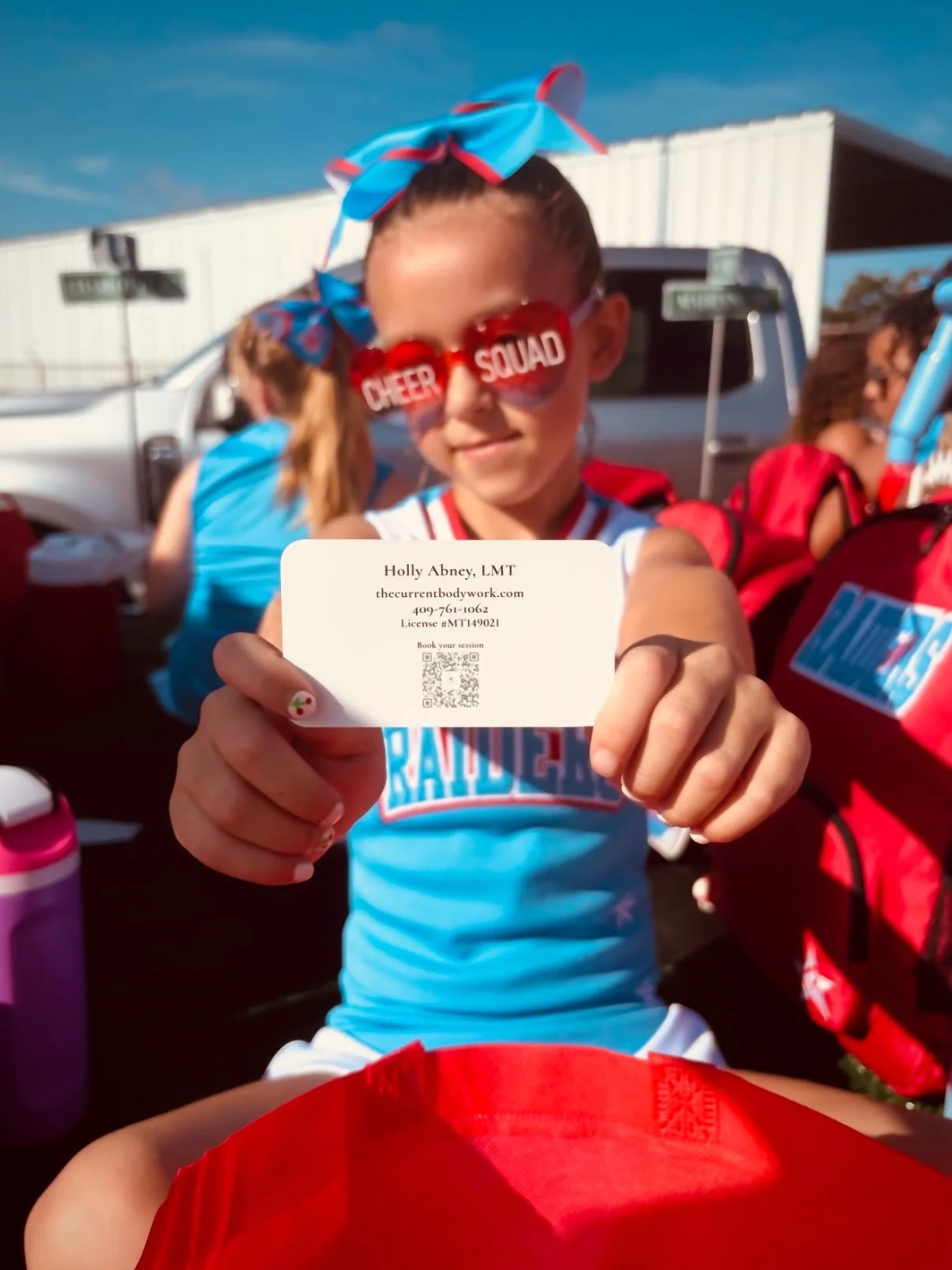Opal had a blast this weekend at the homecoming parade throwing out candy and business cards for The Current - Bodywork by Holly. 🥰

The only availability left for this week is TUESDAY MORNING and the following week is already starting to fill. Book