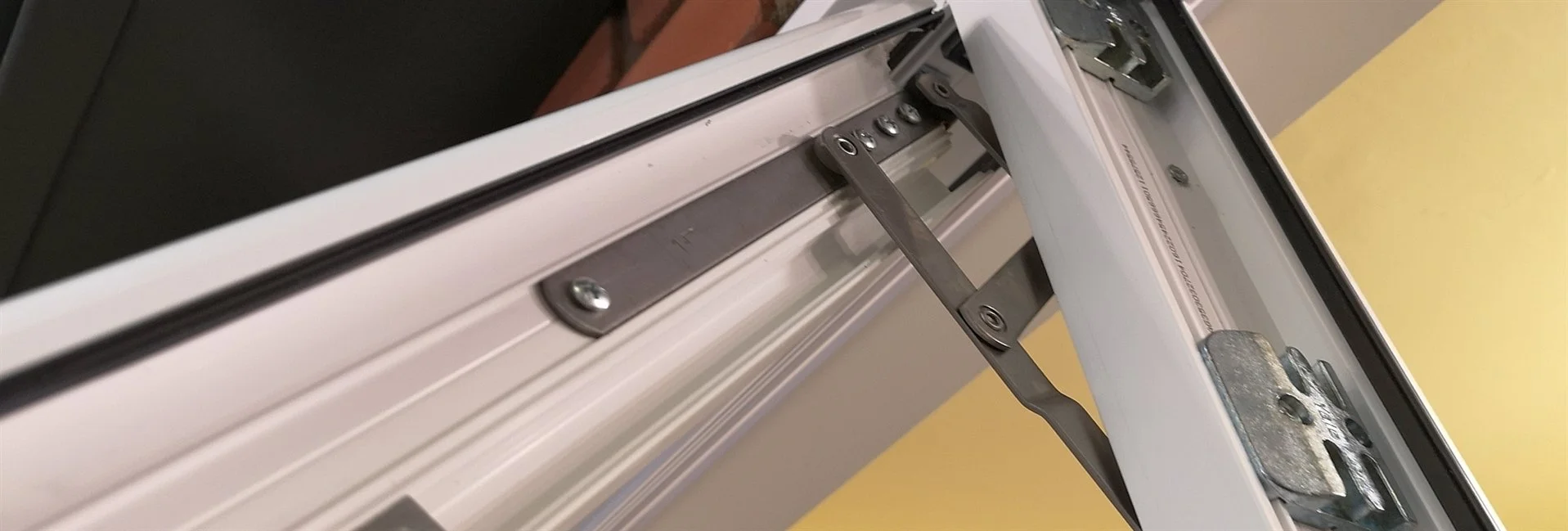 Window Hinge repairs