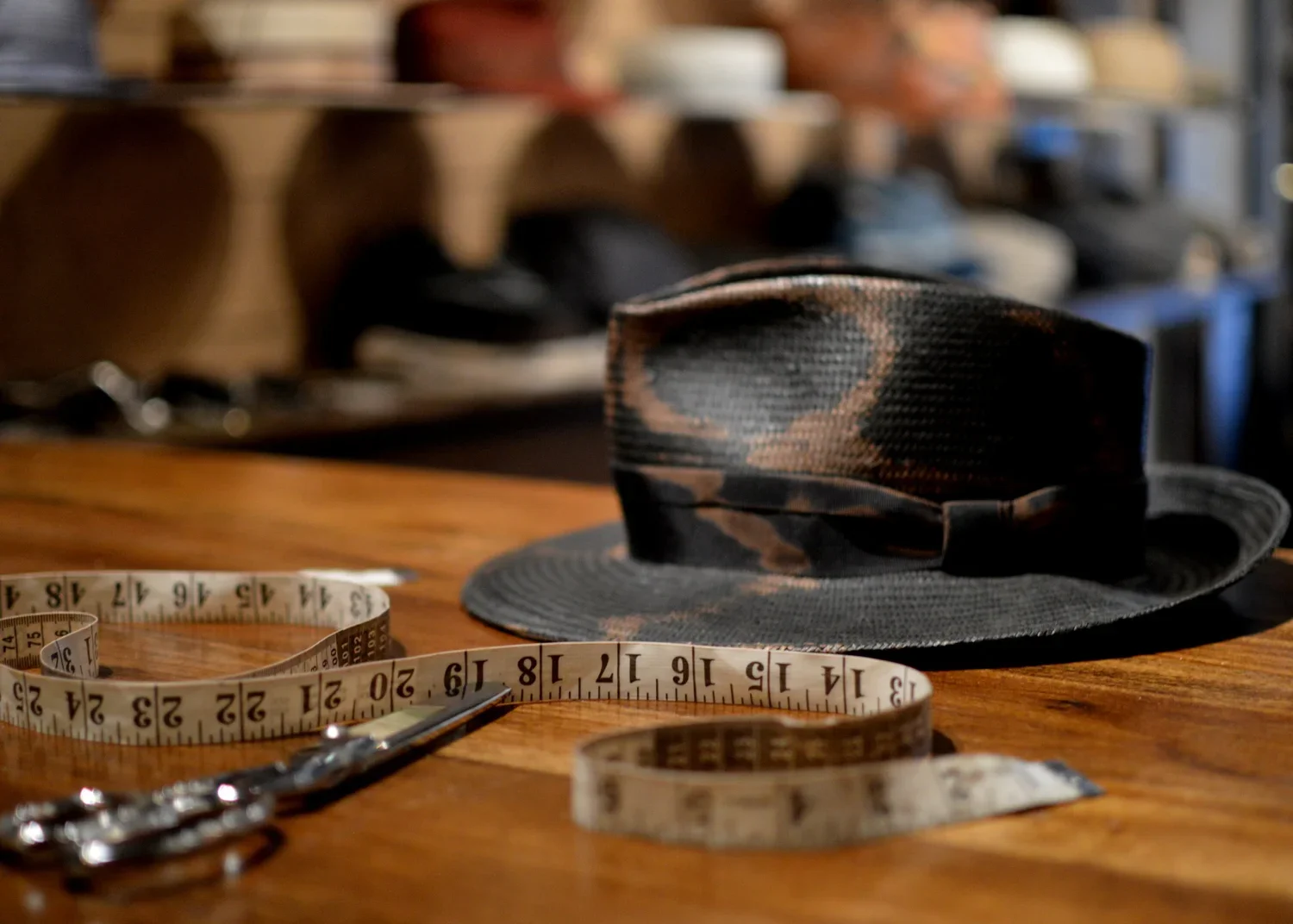distressed+black+fedora4.webp