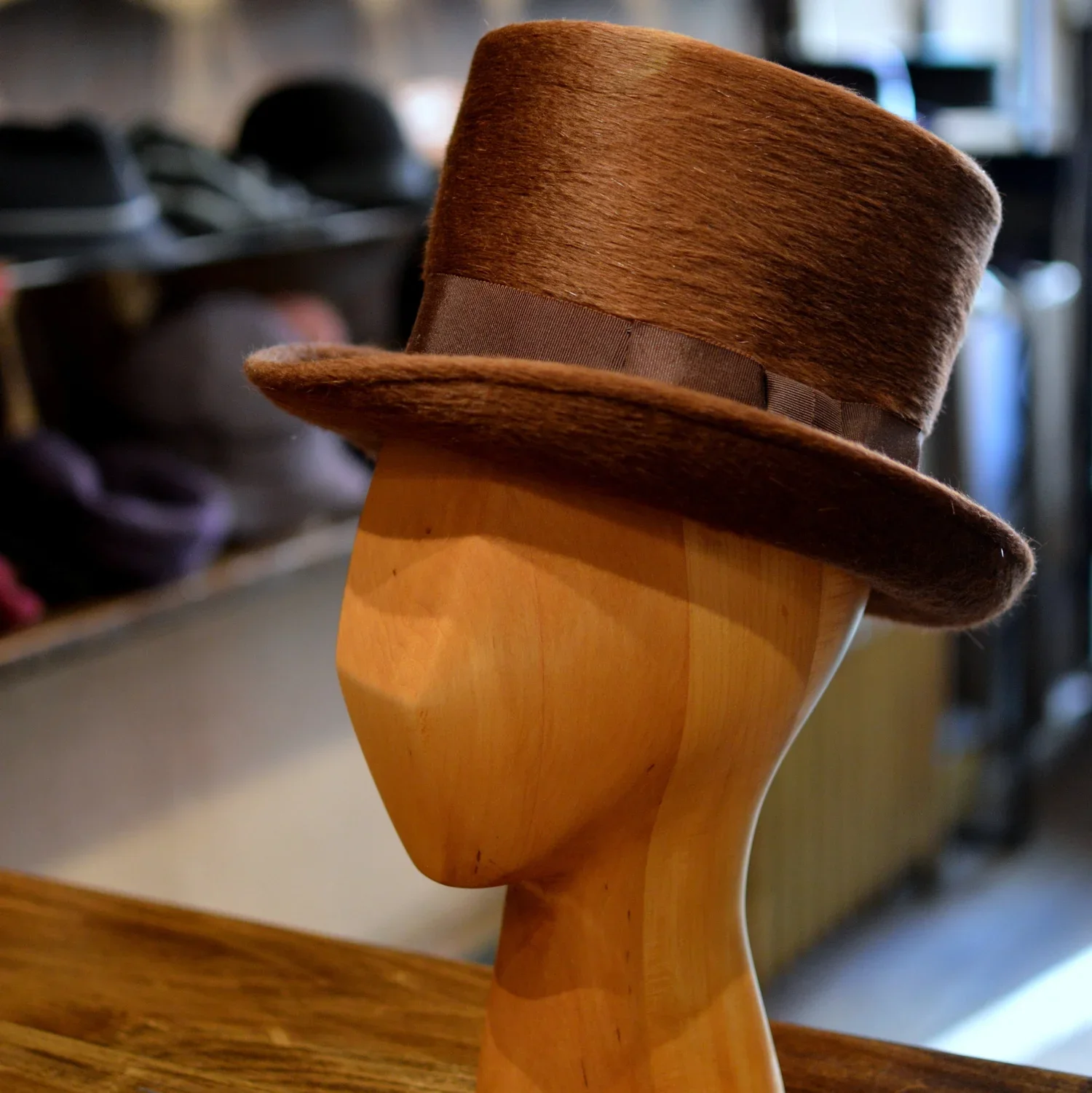 willy+wonka+top+hat2.webp