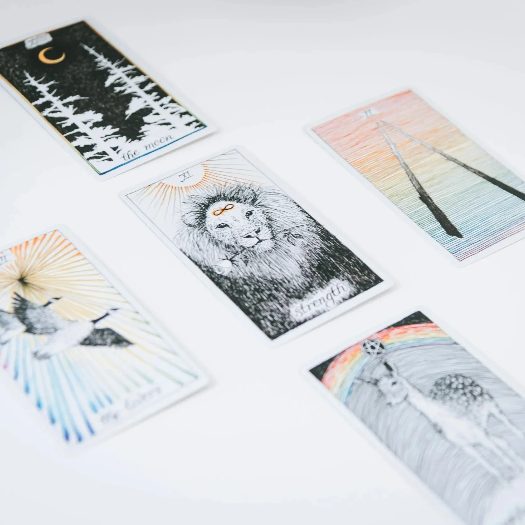 Intermediate Tarot Spreads: The Pyramid and the Horseshoe