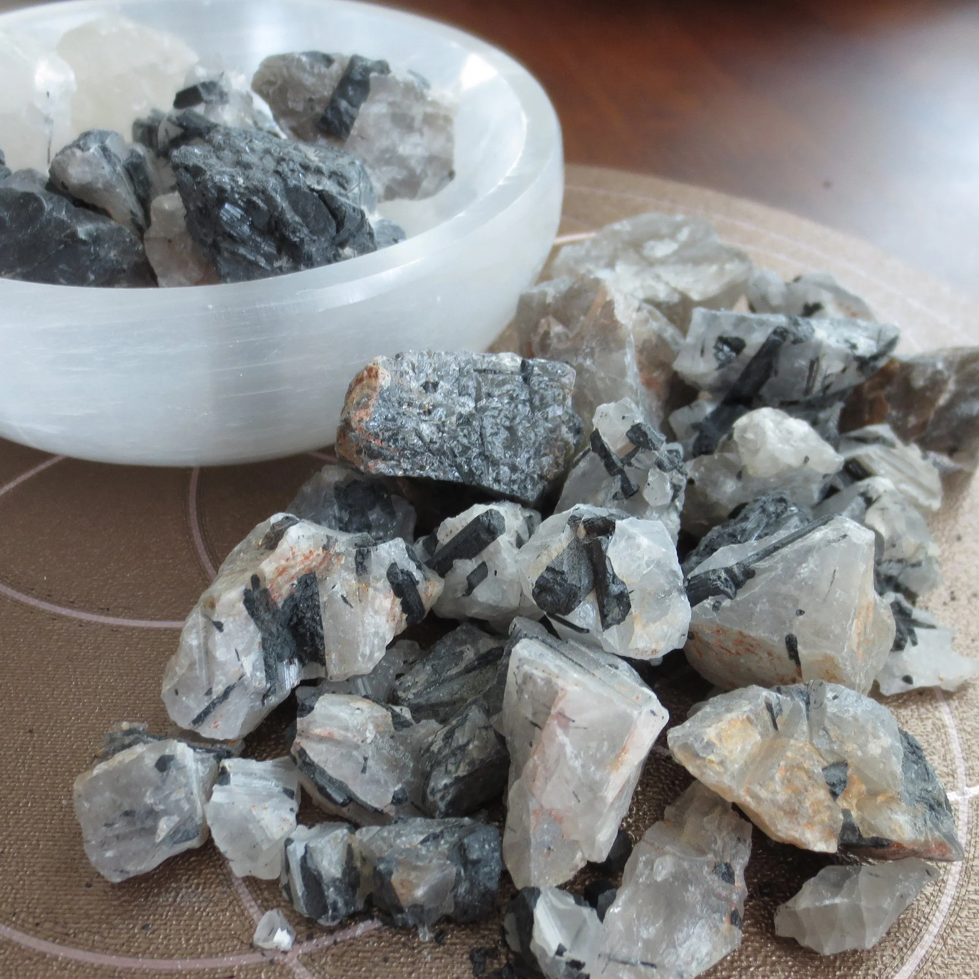 Black-Spot-Quartz-3.jpg