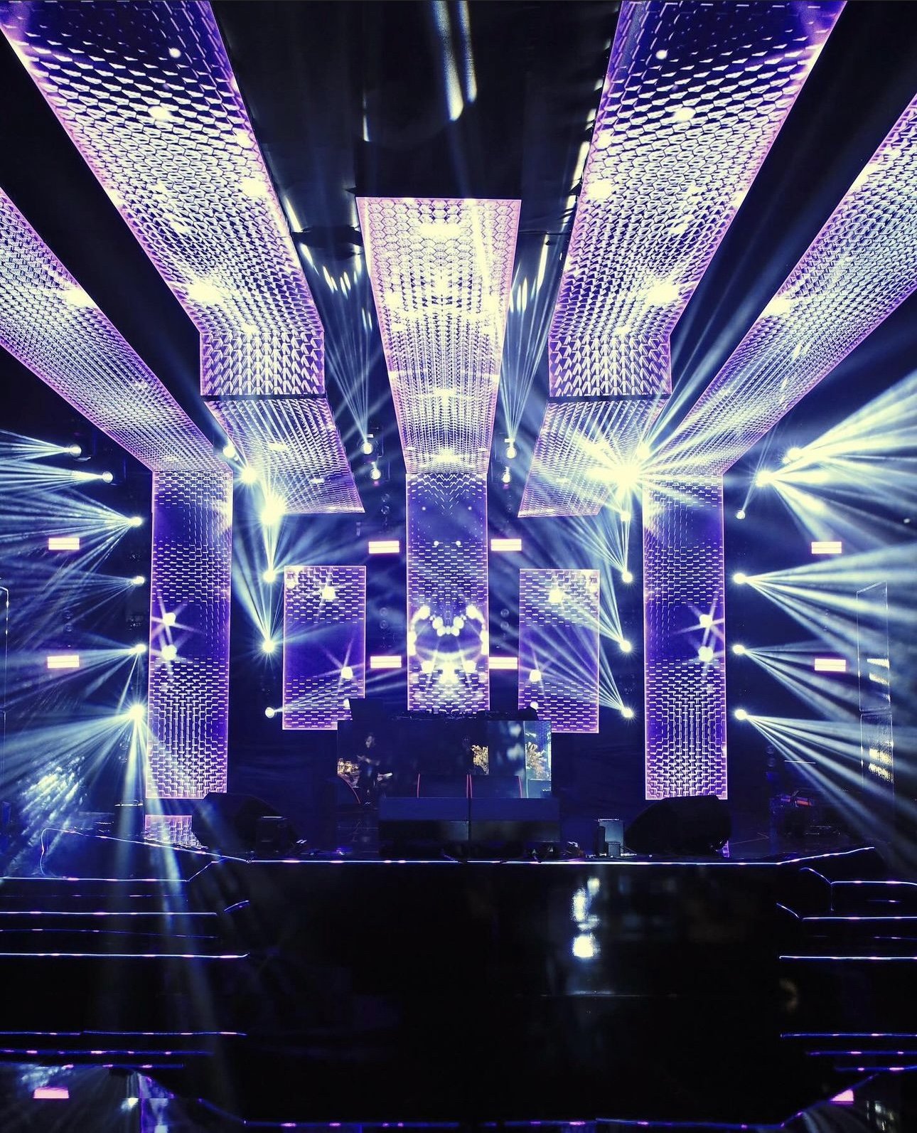 unique video ceiling multi level 2.jpg