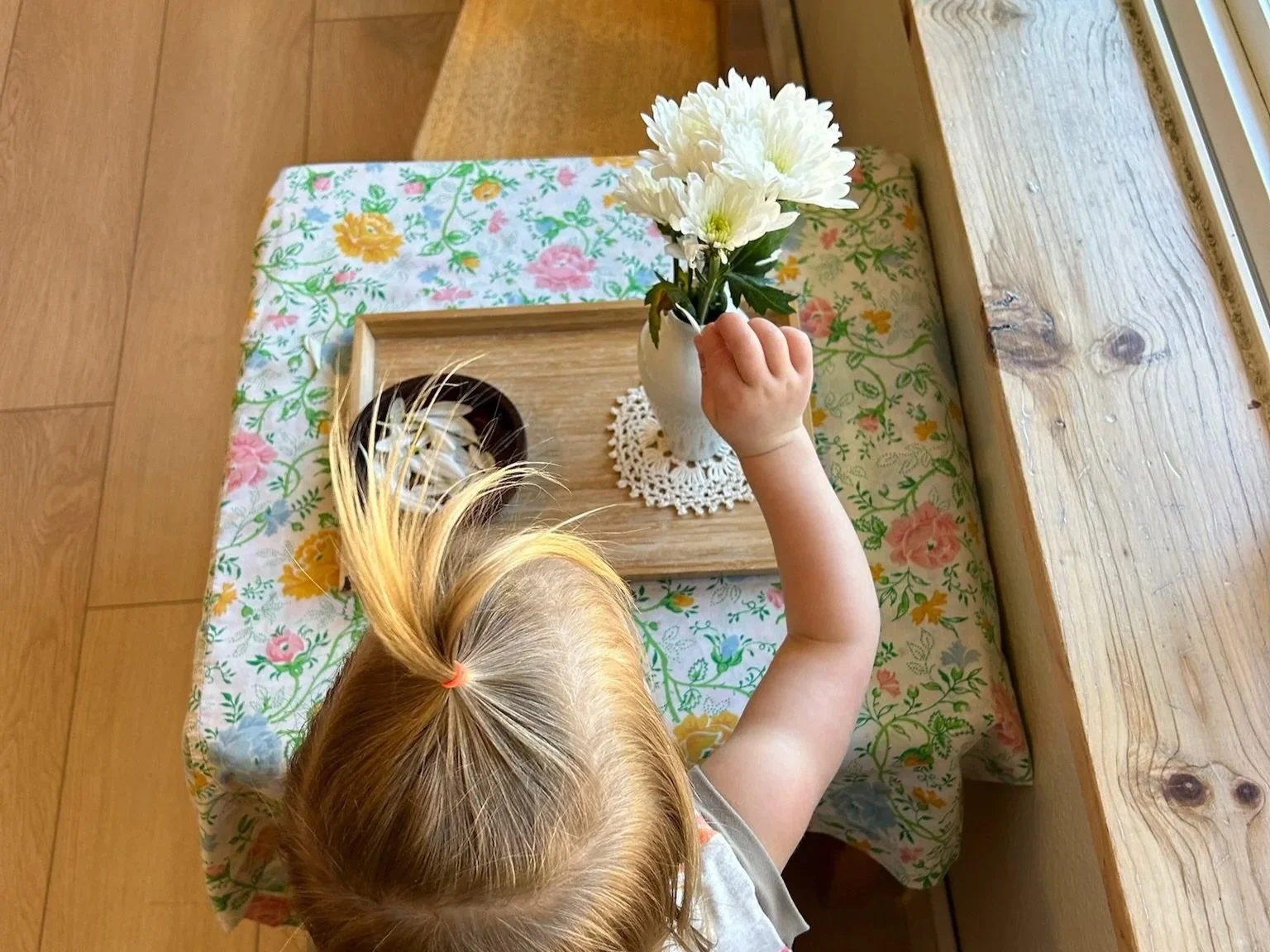 flower+petal+picking.jpg