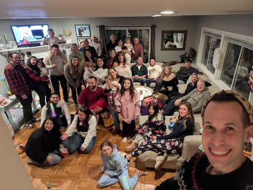 Larry's Big Italian family on Christmas Eve.