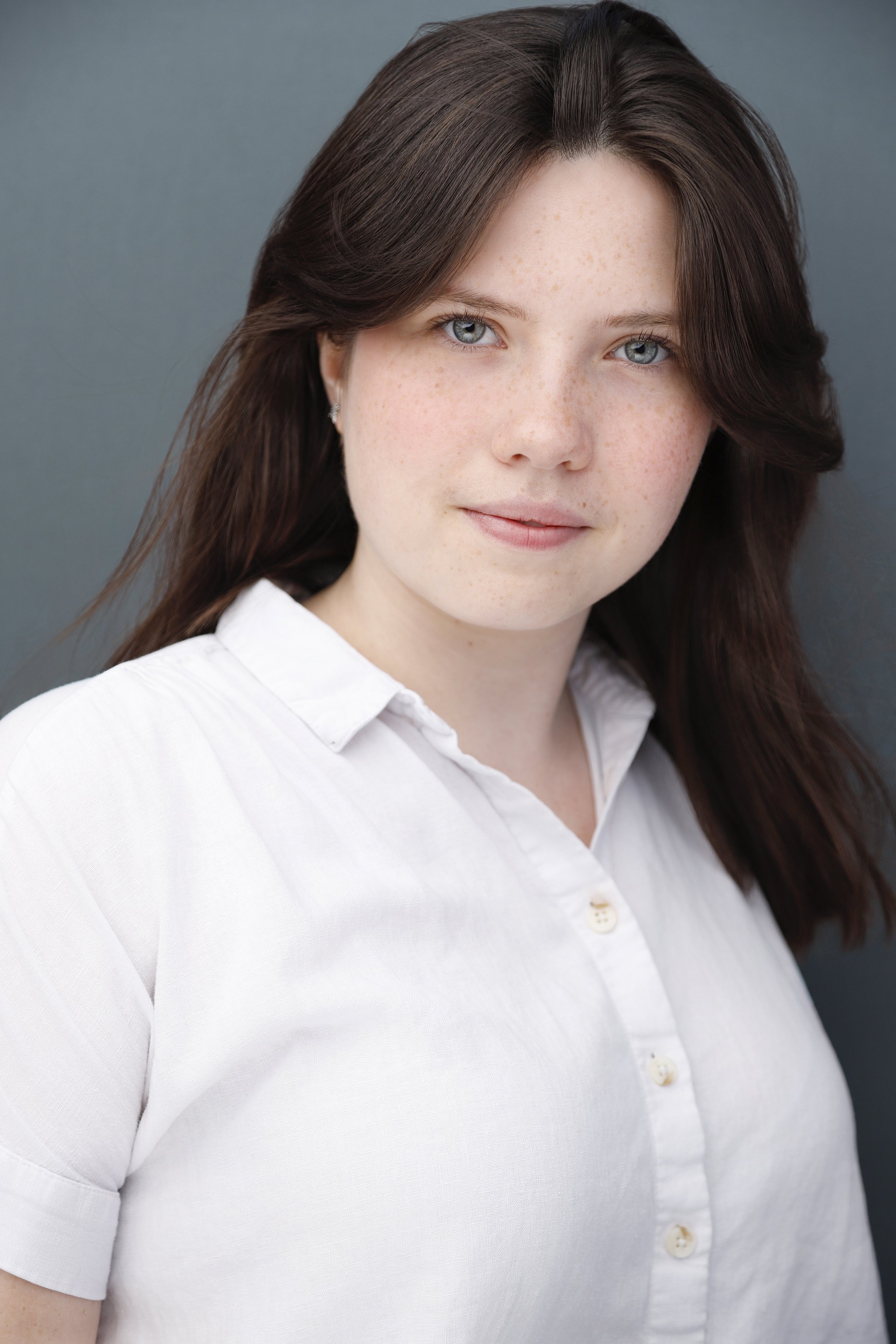 Sarah Walsh Headshot