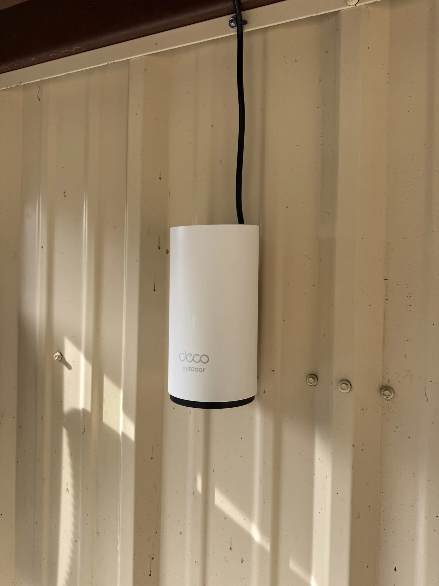 Mesh outdoor Wi-Fi install 