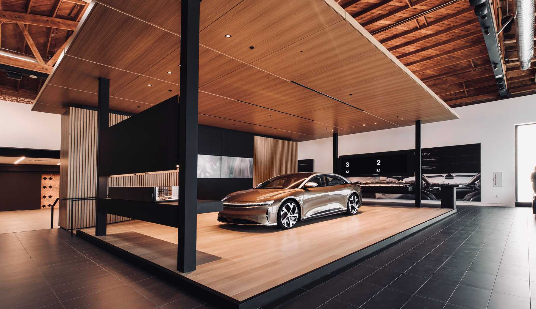 lucid-motors-beverly-hills-showroom+copy.png
