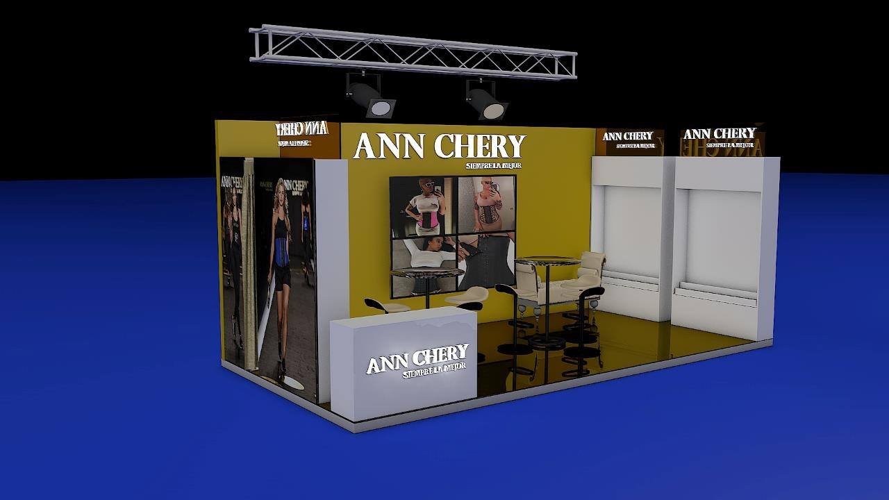 Stand de exhibición de la marca Ann Chery con áreas de mostrador, sillas y pantallas con ropa y modelos, diseñado para promoción en eventos.