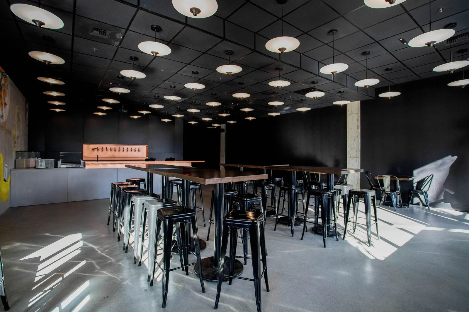fast-fashion-tasting-room-21.jpg