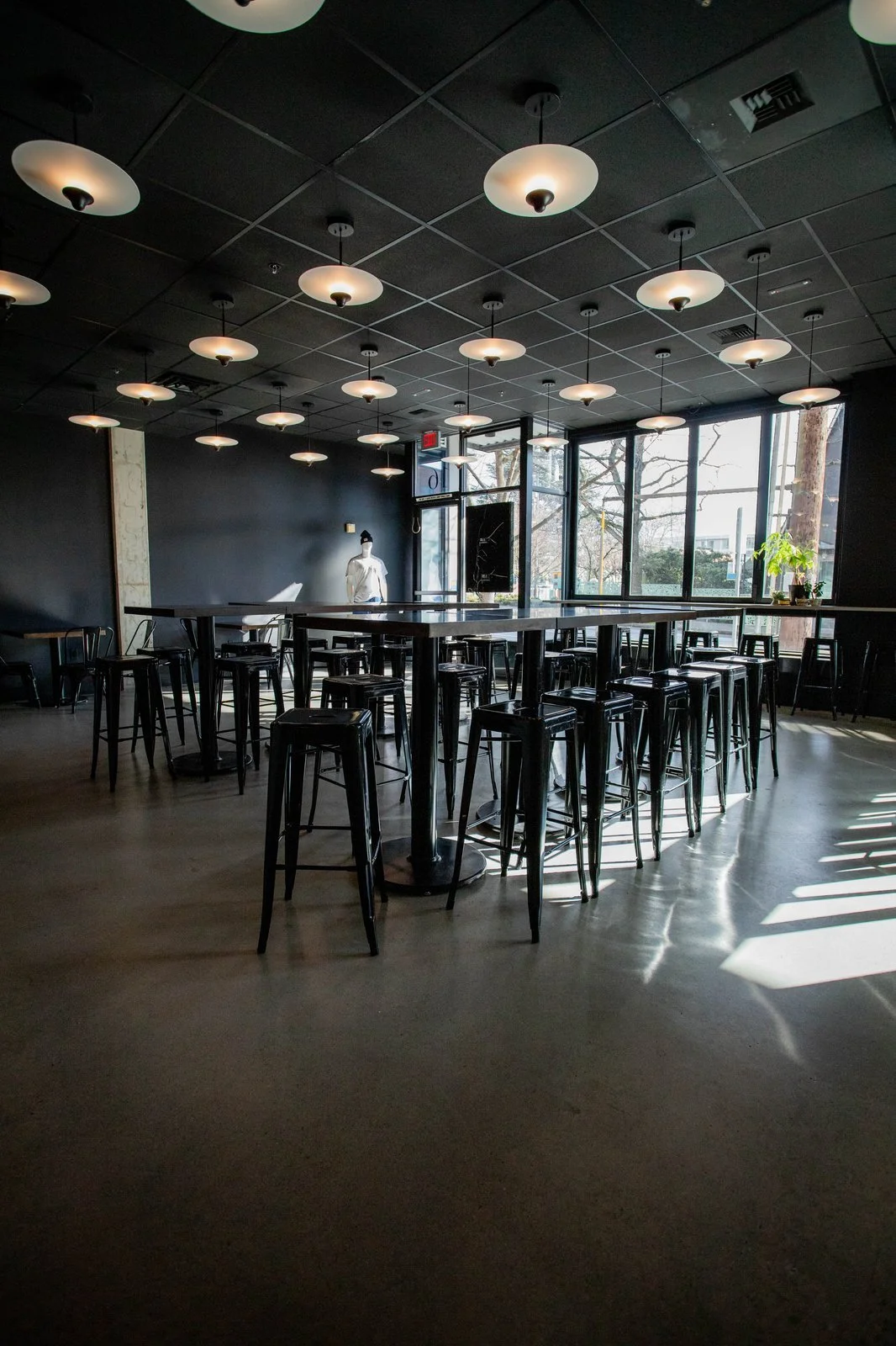 fast-fashion-tasting-room-6.jpg