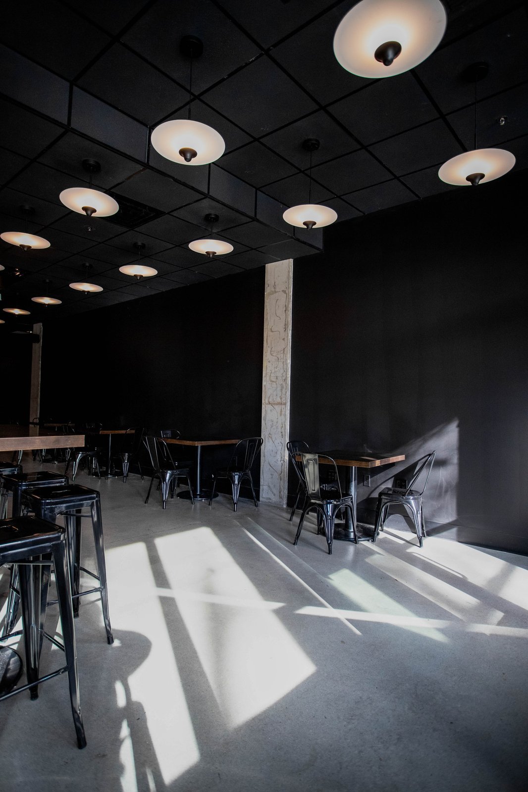 fast-fashion-tasting-room-20.jpg