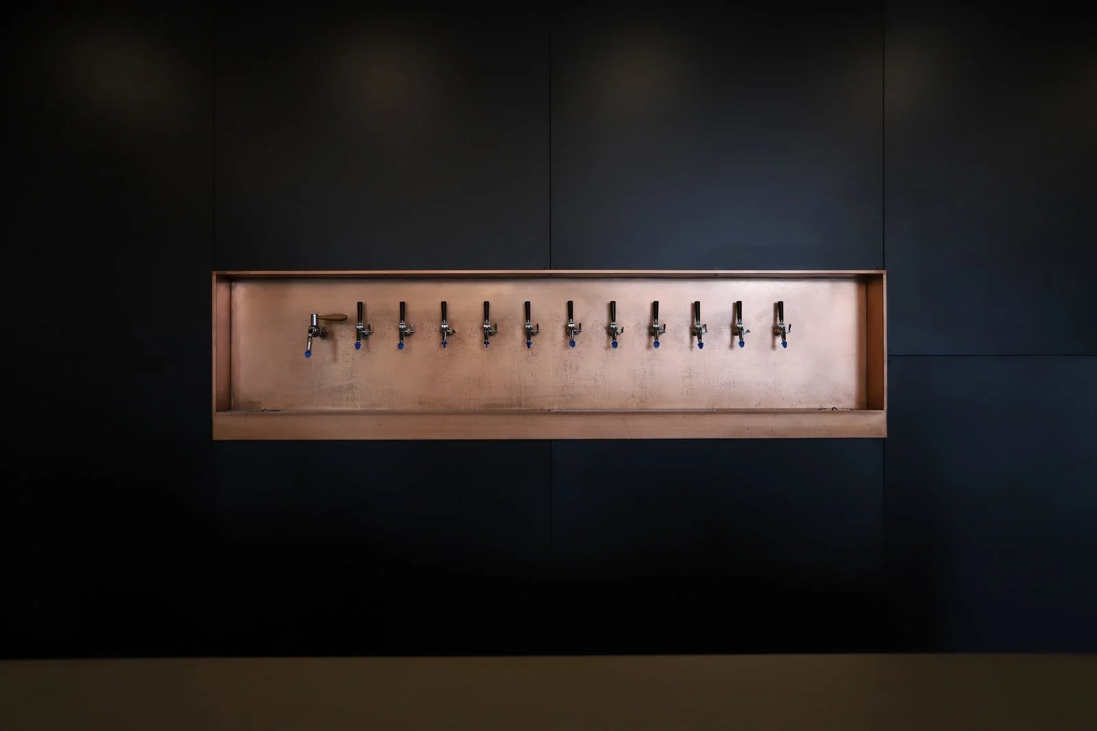 fast-fashion-tasting-room-1.jpg