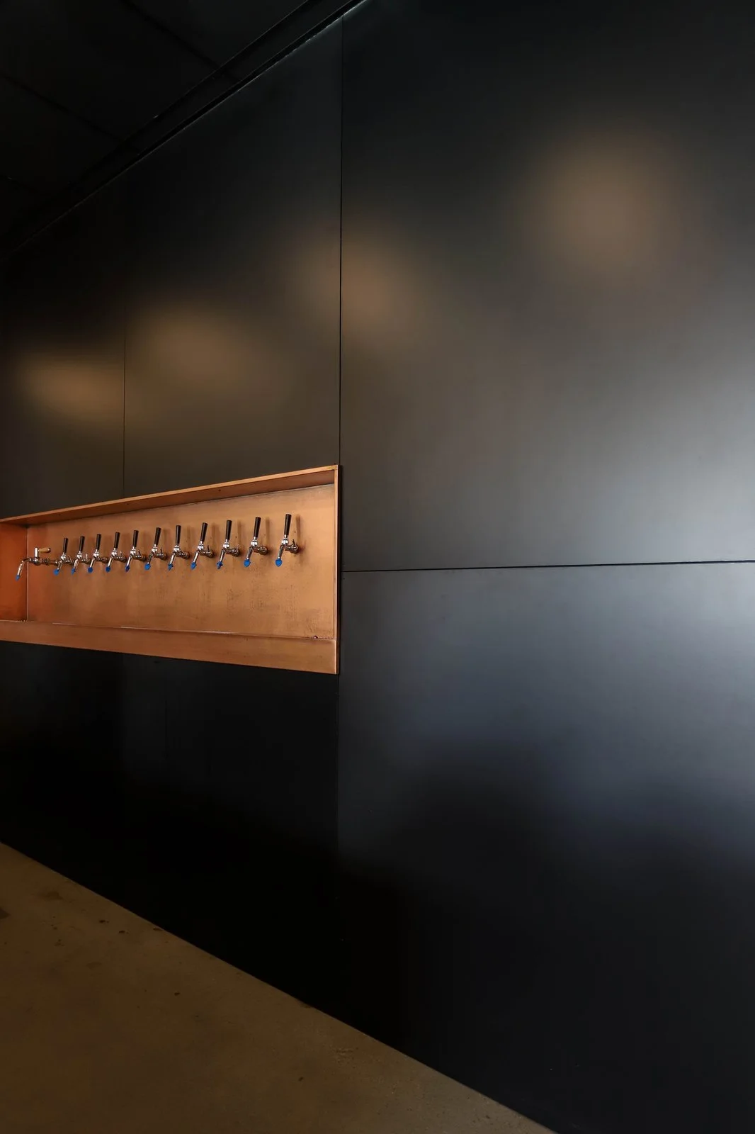 fast-fashion-tasting-room-4.jpg