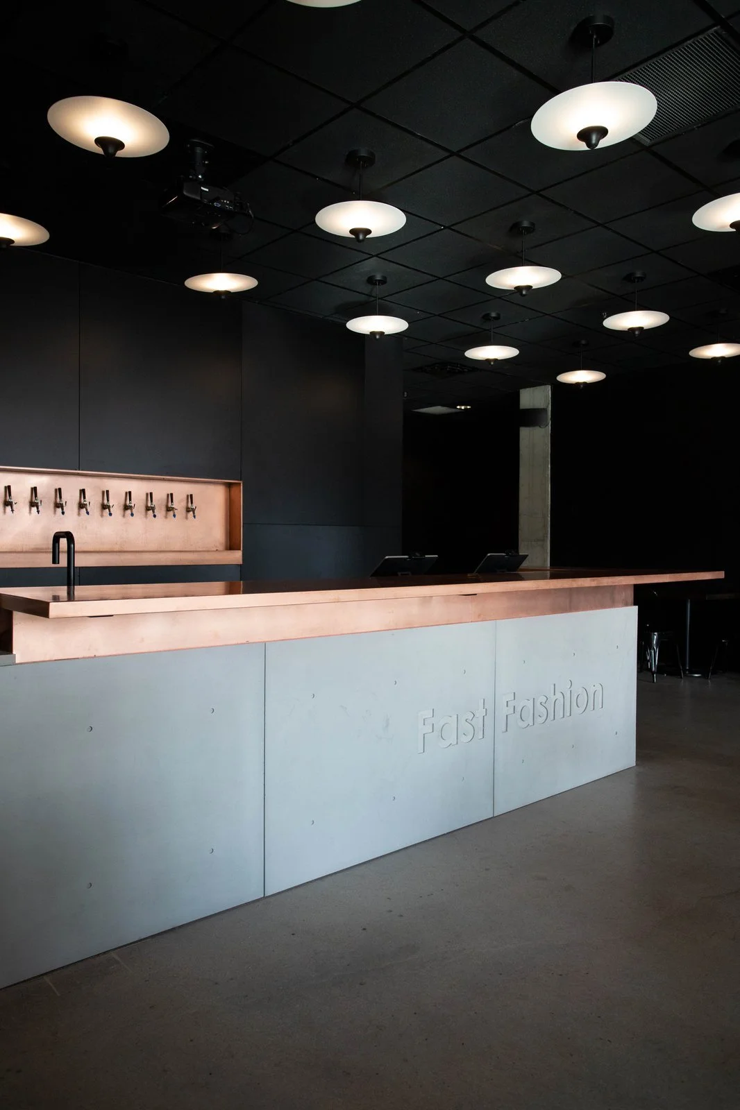 fast-fashion-tasting-room-23.jpg