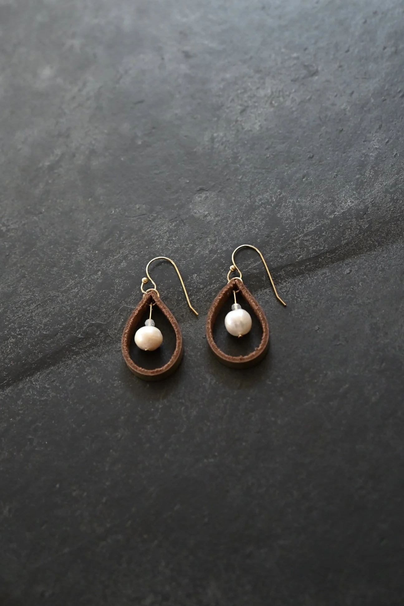 Soft Pink Pearl and Rose Gold Leather Dangle Earrings