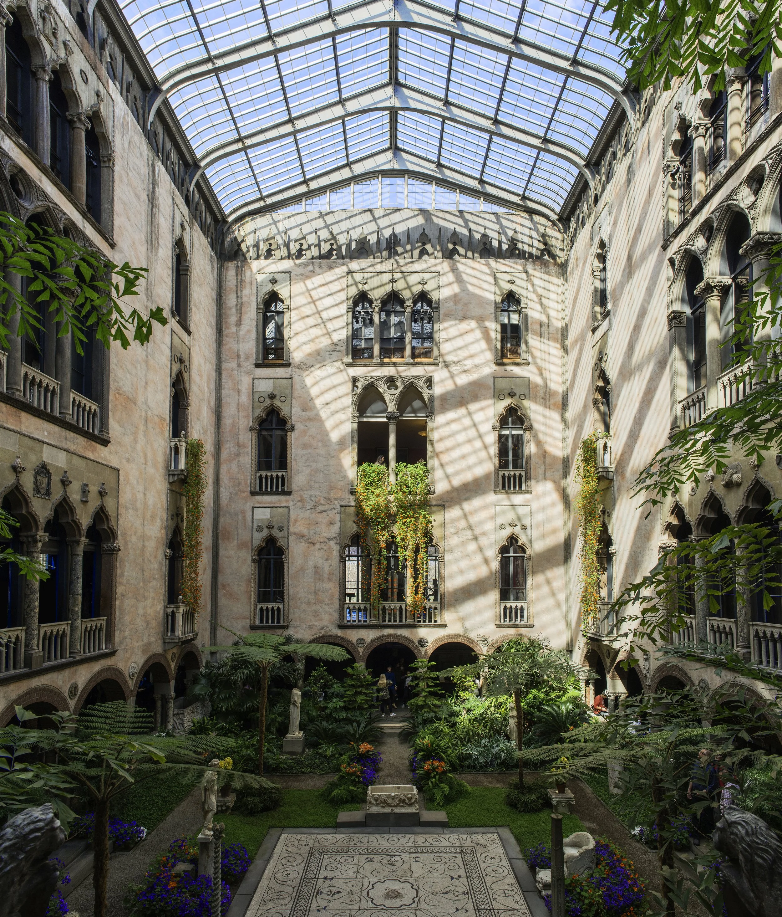 METAL OF HONOR: Gold from Simone Martini to Contemporary Art