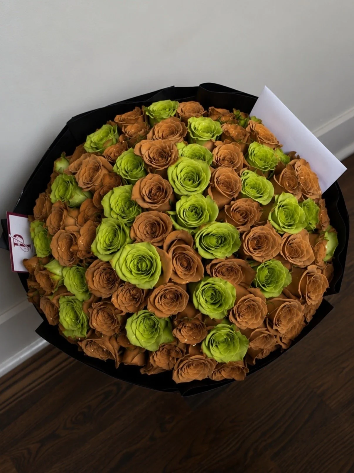 Toffee Green Roses