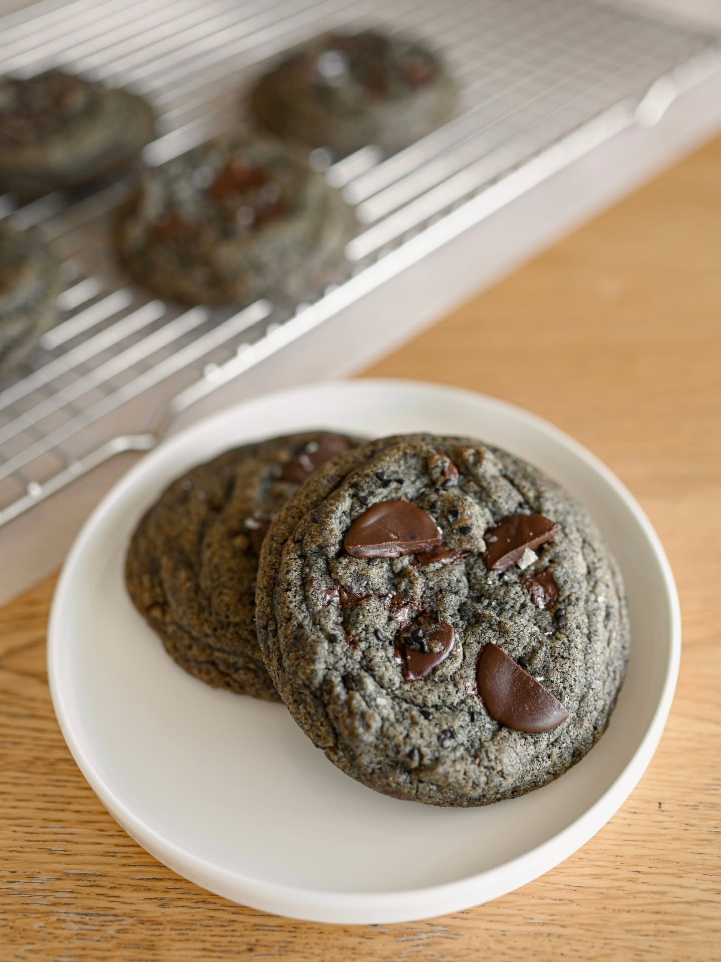 say hello to our black sesame dark chocolate cookies 🖤🍪

a treat for those who love their cookies nutty, balanced, not-too-sweet, and always finished with a sprinkling of flaky sea salt.&nbsp;

our next preorder drop opens sunday, august 16th for p