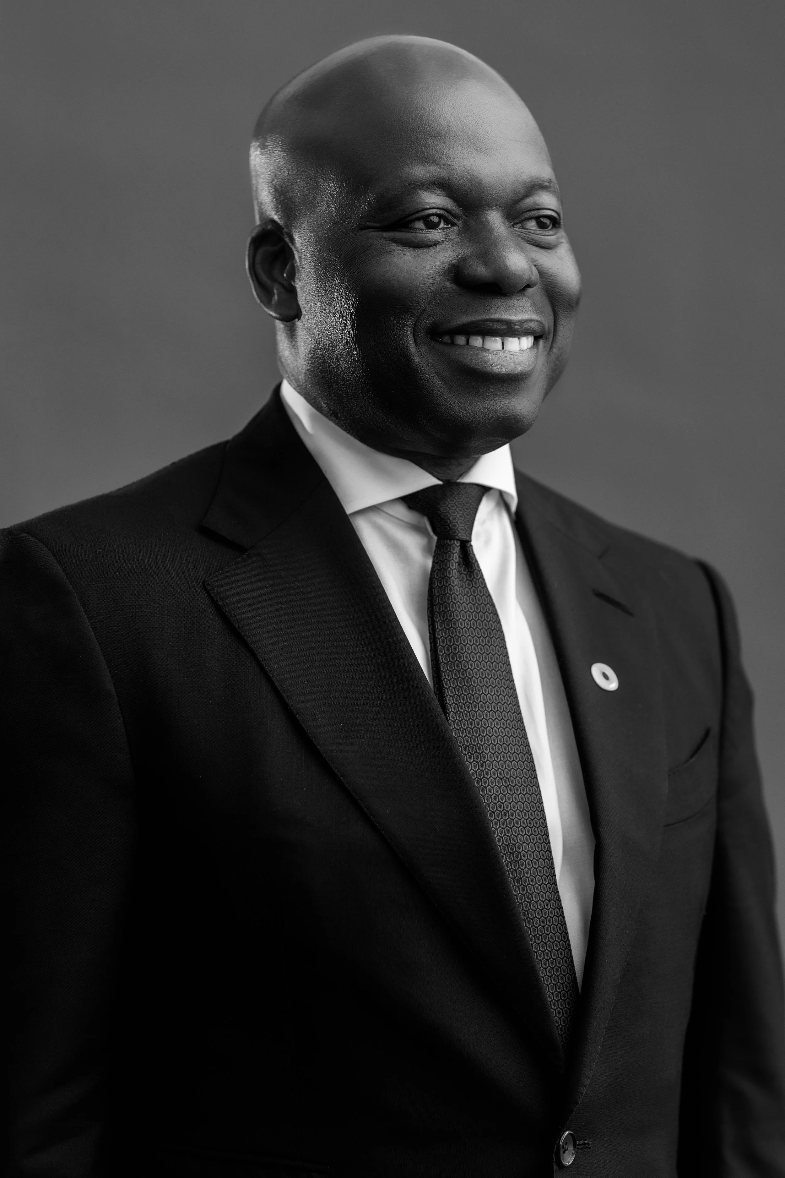 OANDO HEADSHOTS12131 2.jpg