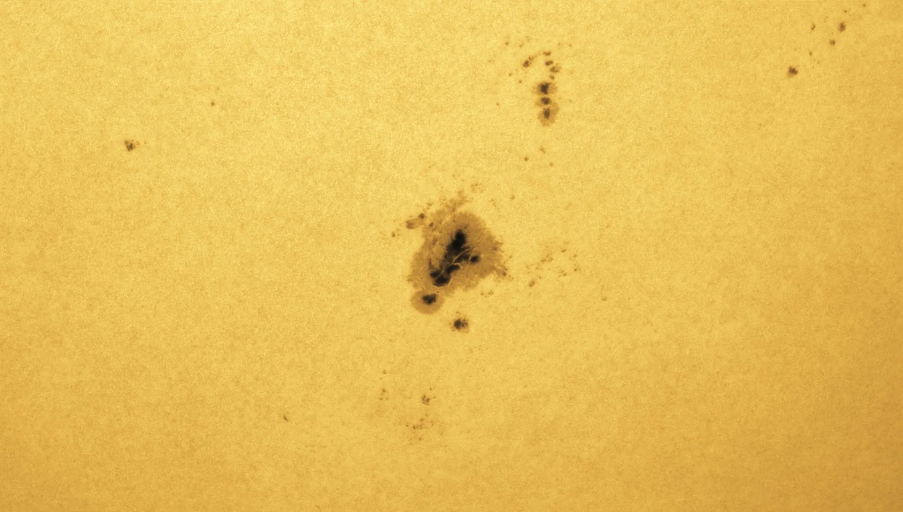 sun 240811 contonuum.jpg