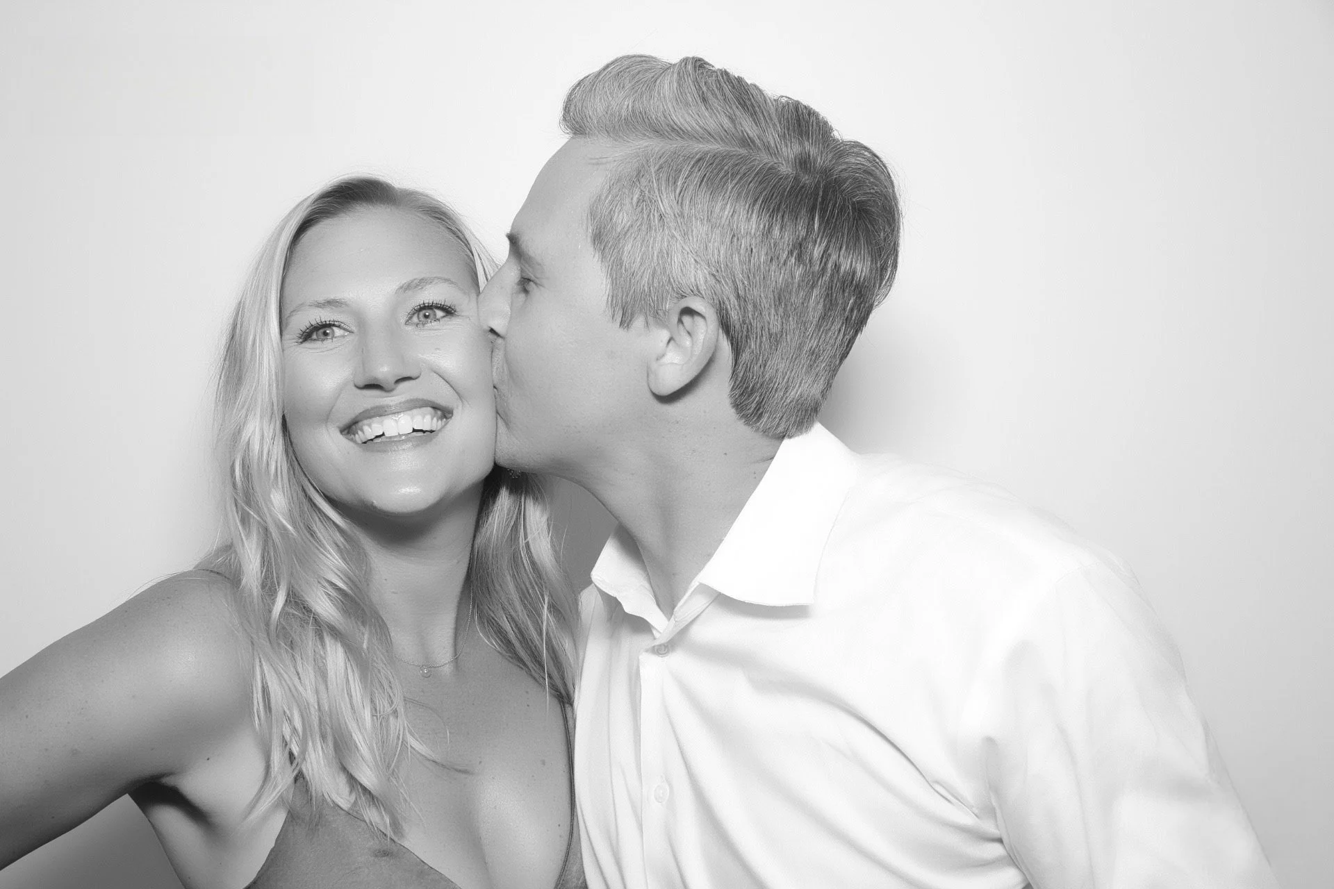 Wedding Photobooth 5.png