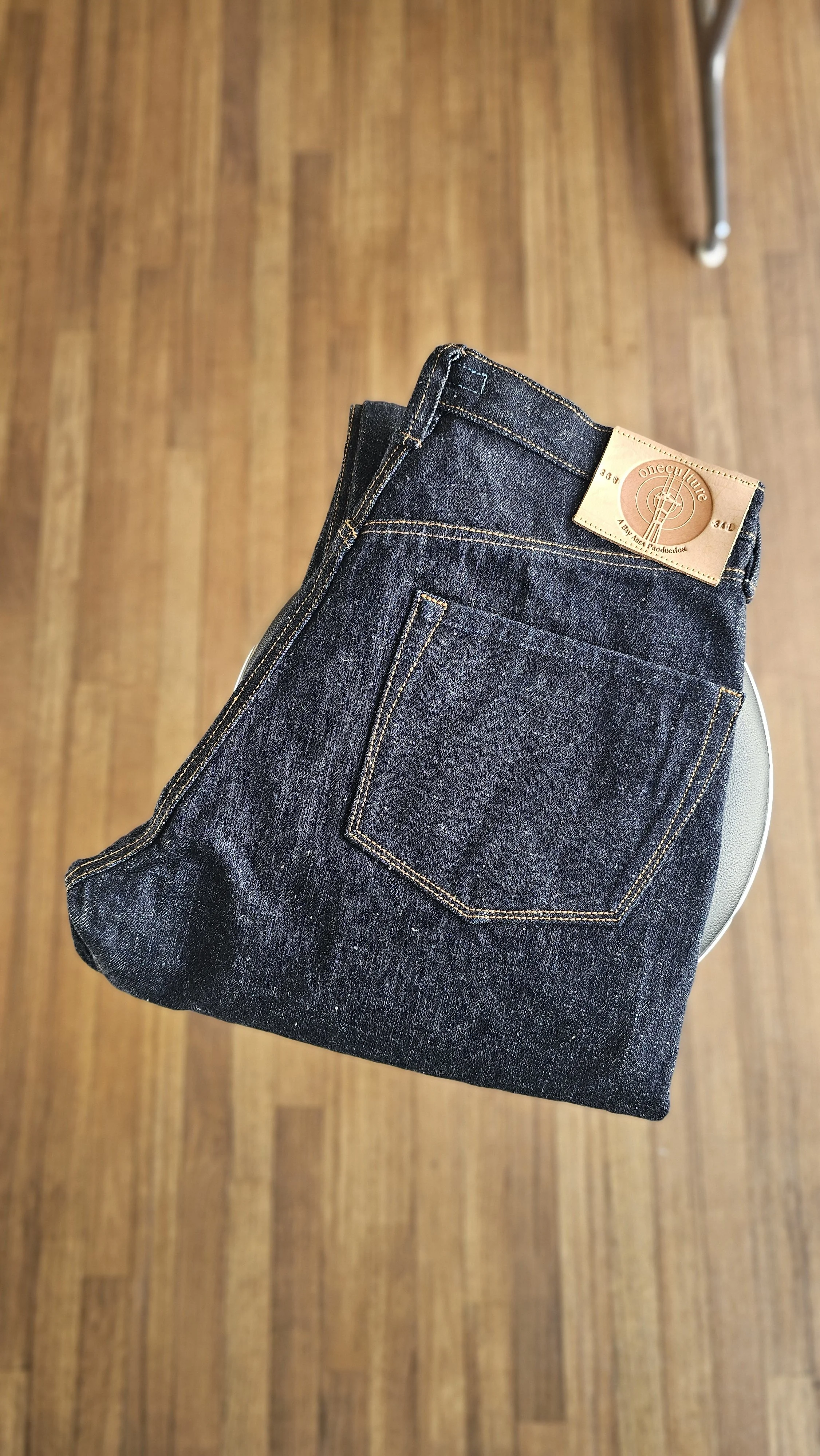 BIOTRON // 16~17oz (36×34)