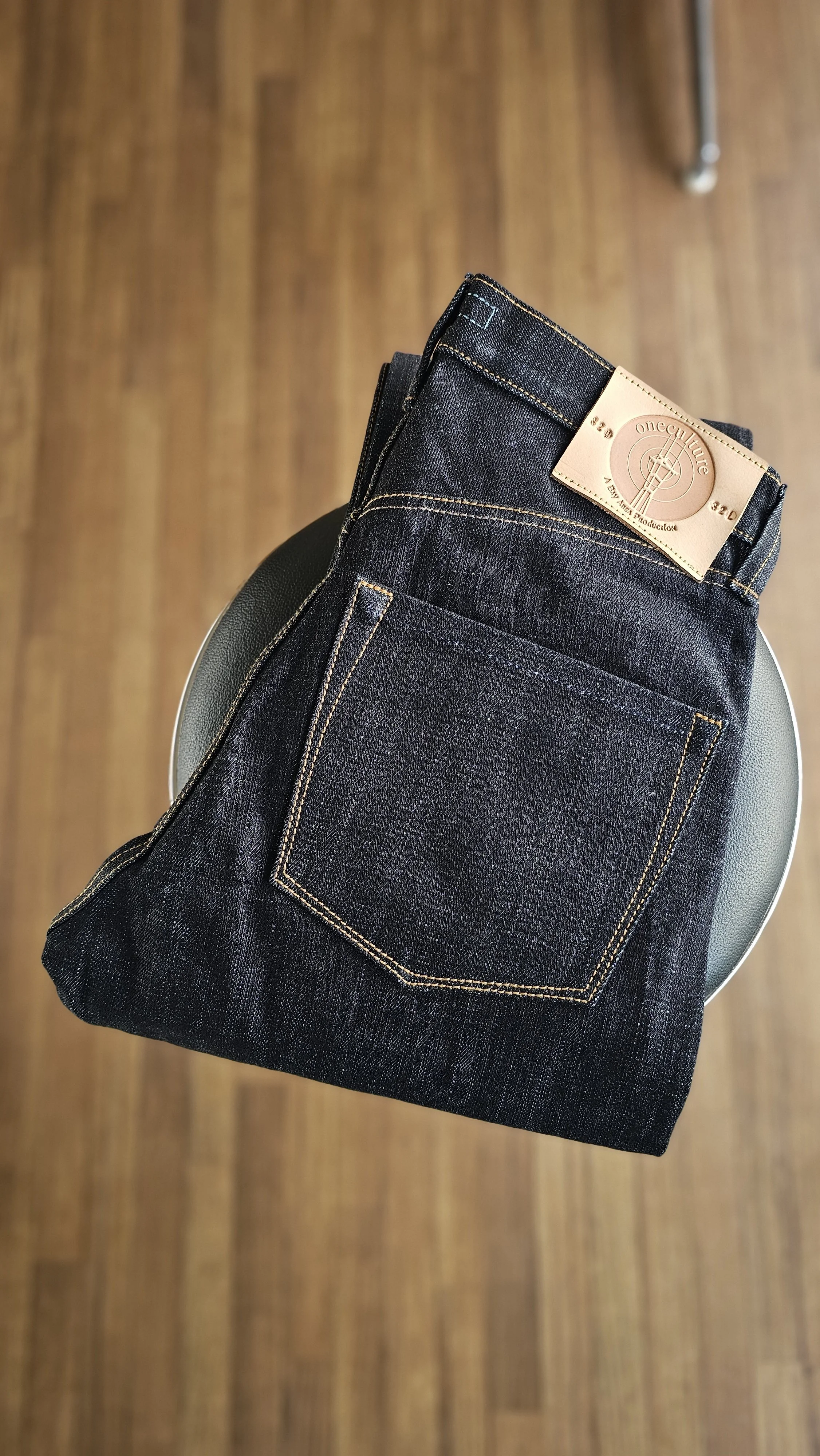 SLIM STRAIGHT SAMPLE // 14.5oz (32×32)