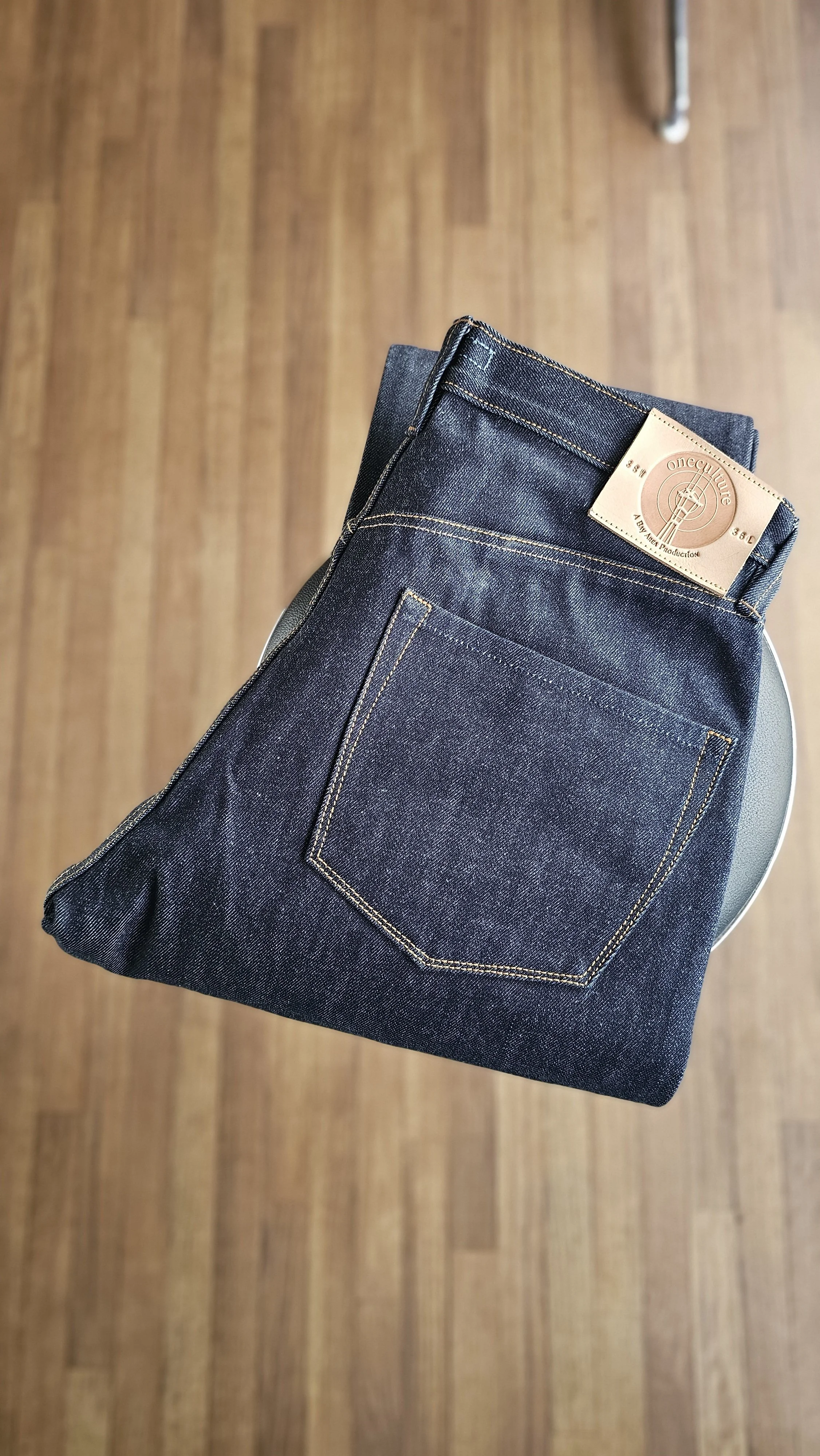 SLIM STRAIGHT SAMPLE // 17oz (38×36)