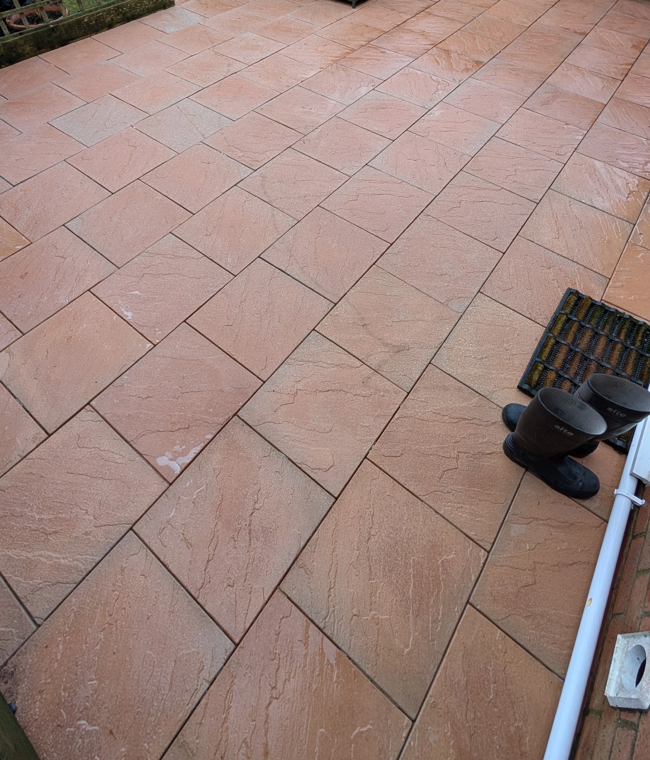 Clean Patio after professional patio cleaning in Buckinghamshire