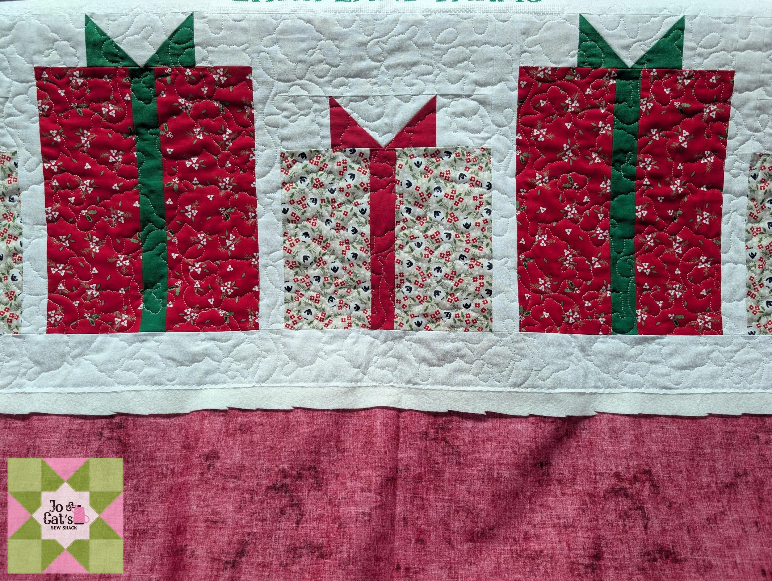Christmas Sheep Runner