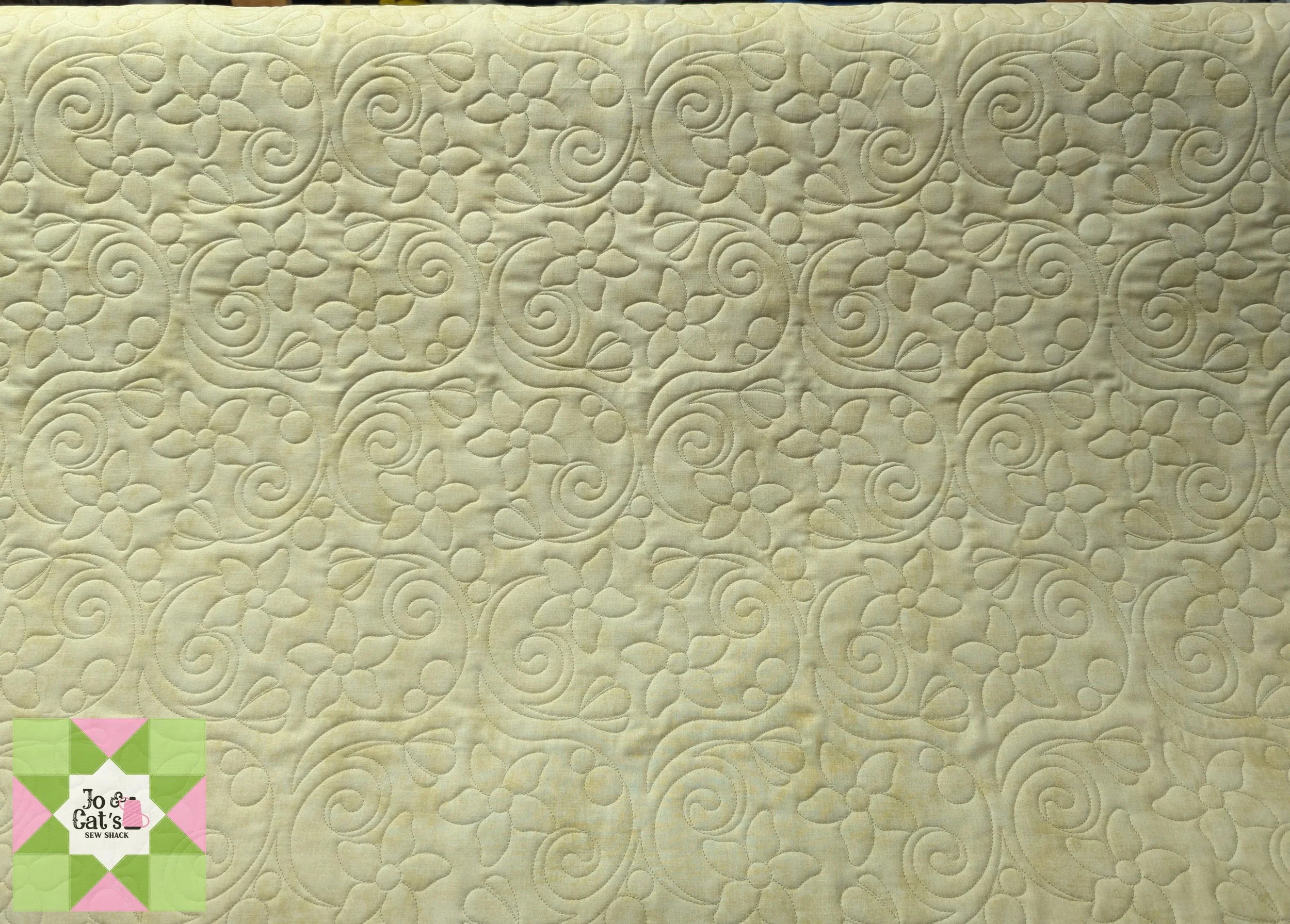 027 Red & Cream_01.jpg